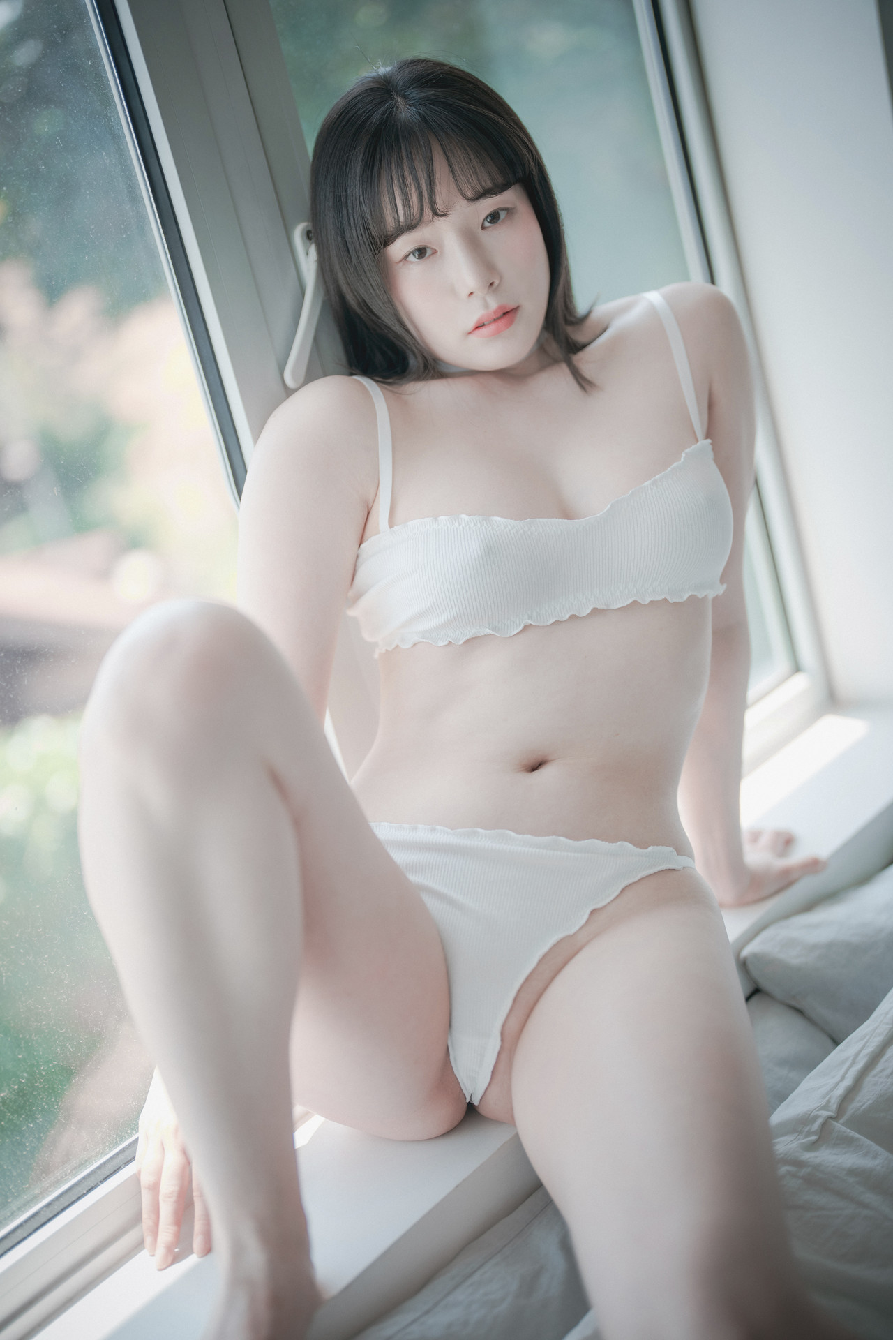 PIA 피아 (박서빈), [DJAWA] Cozy White Set.01