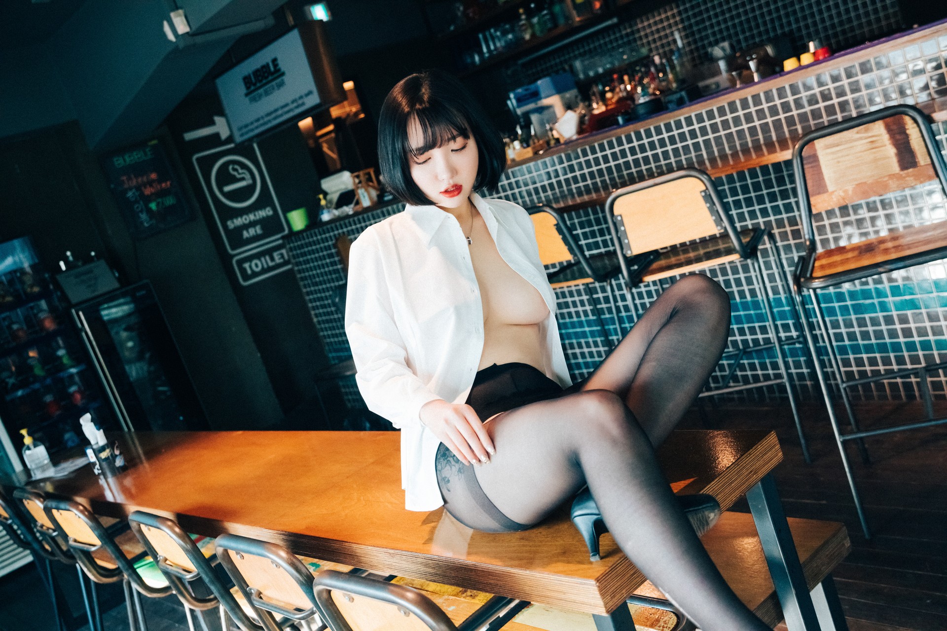 Son Yeeun 손예은, [Loozy] Tainted Love Bar Set.01