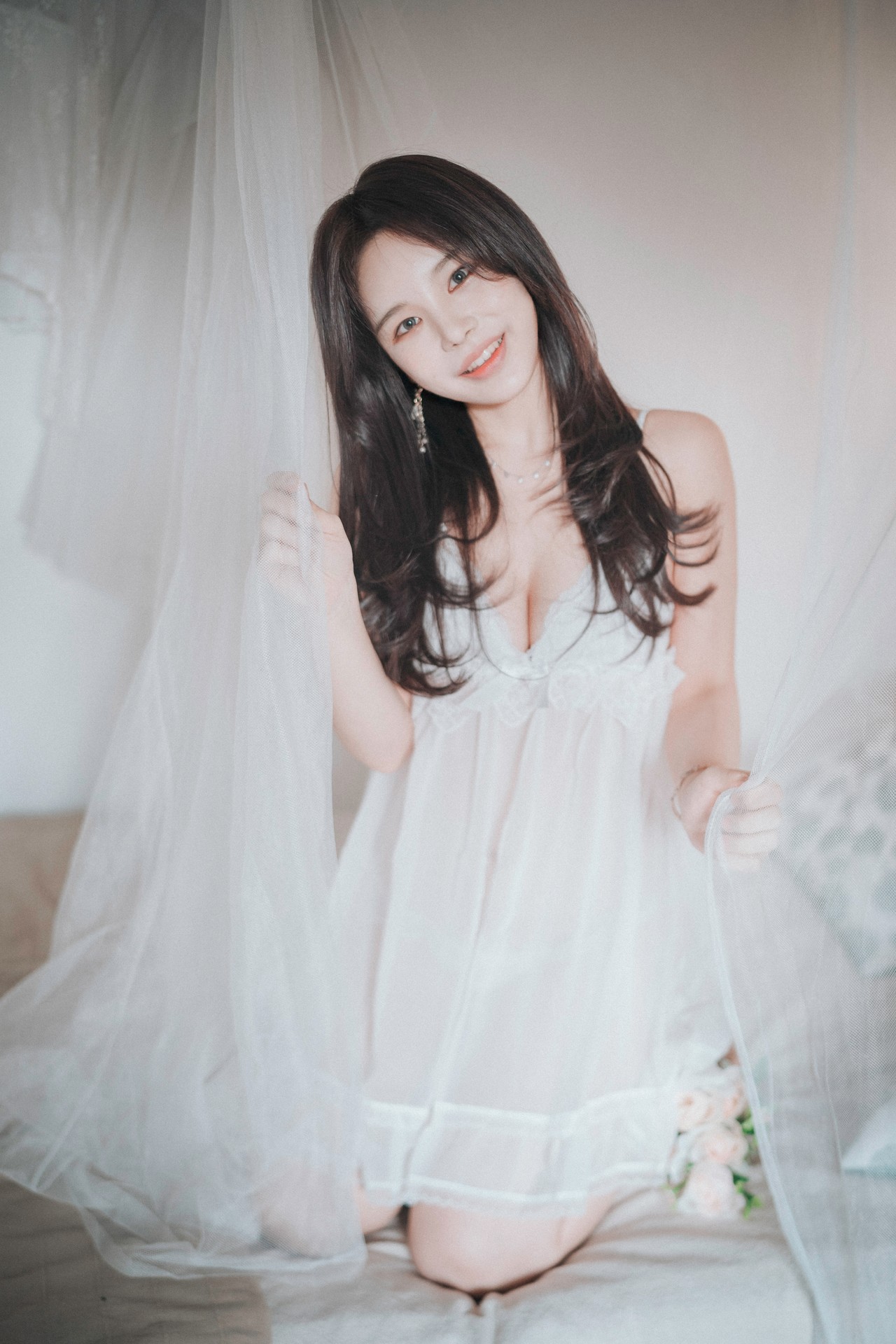 Zzyuri 쮸리, [DJAWA] Alluring White