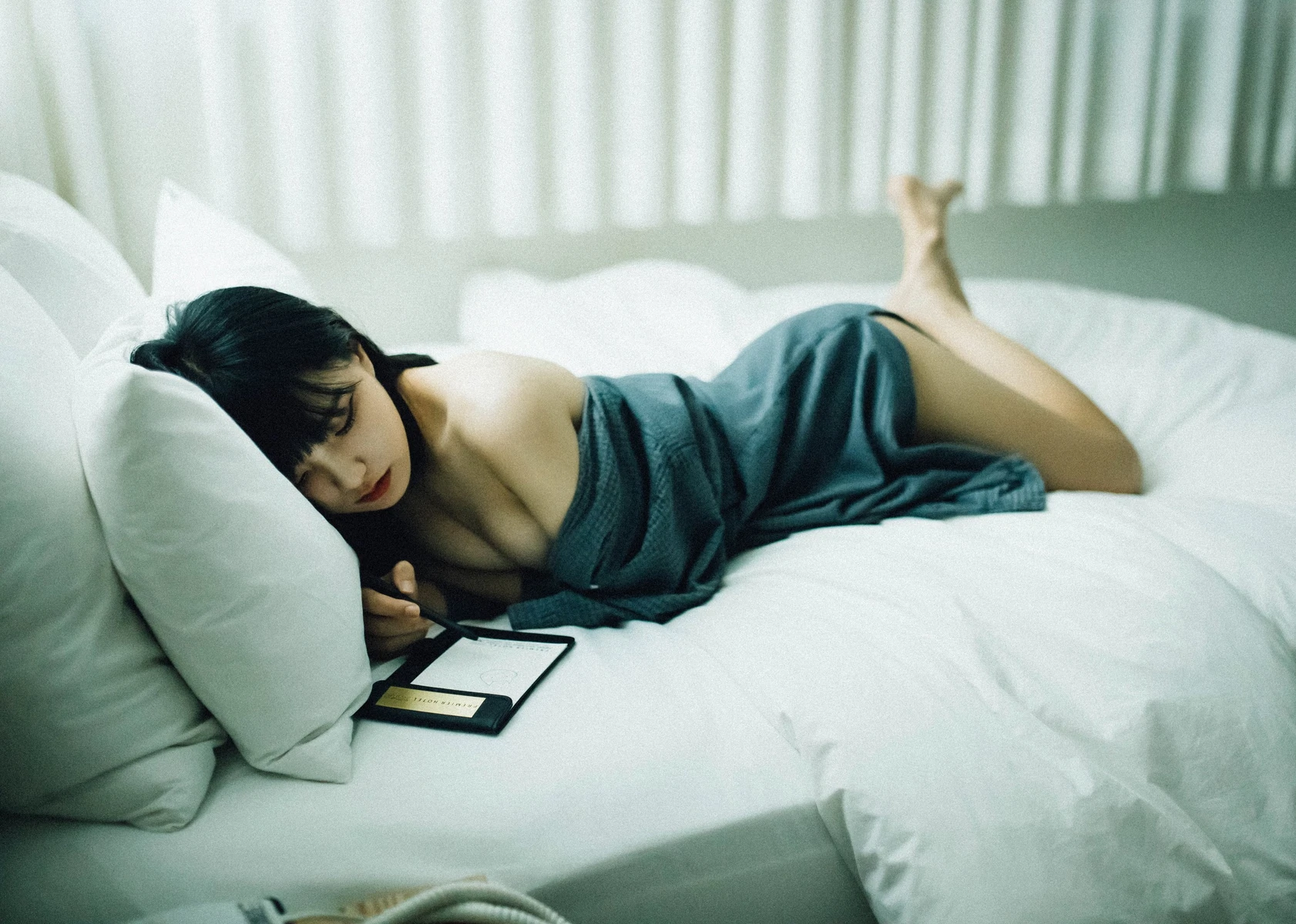 Jeong Jenny 정제니, [Moon Night Snap] The First Set.01