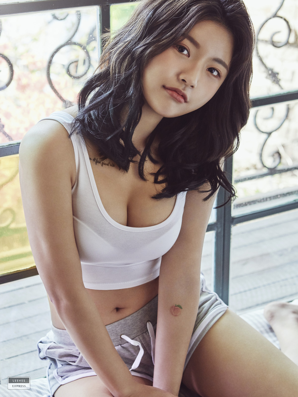 U.Hwa 은유화, [LEEHEE EXPRESS] LEGF-001