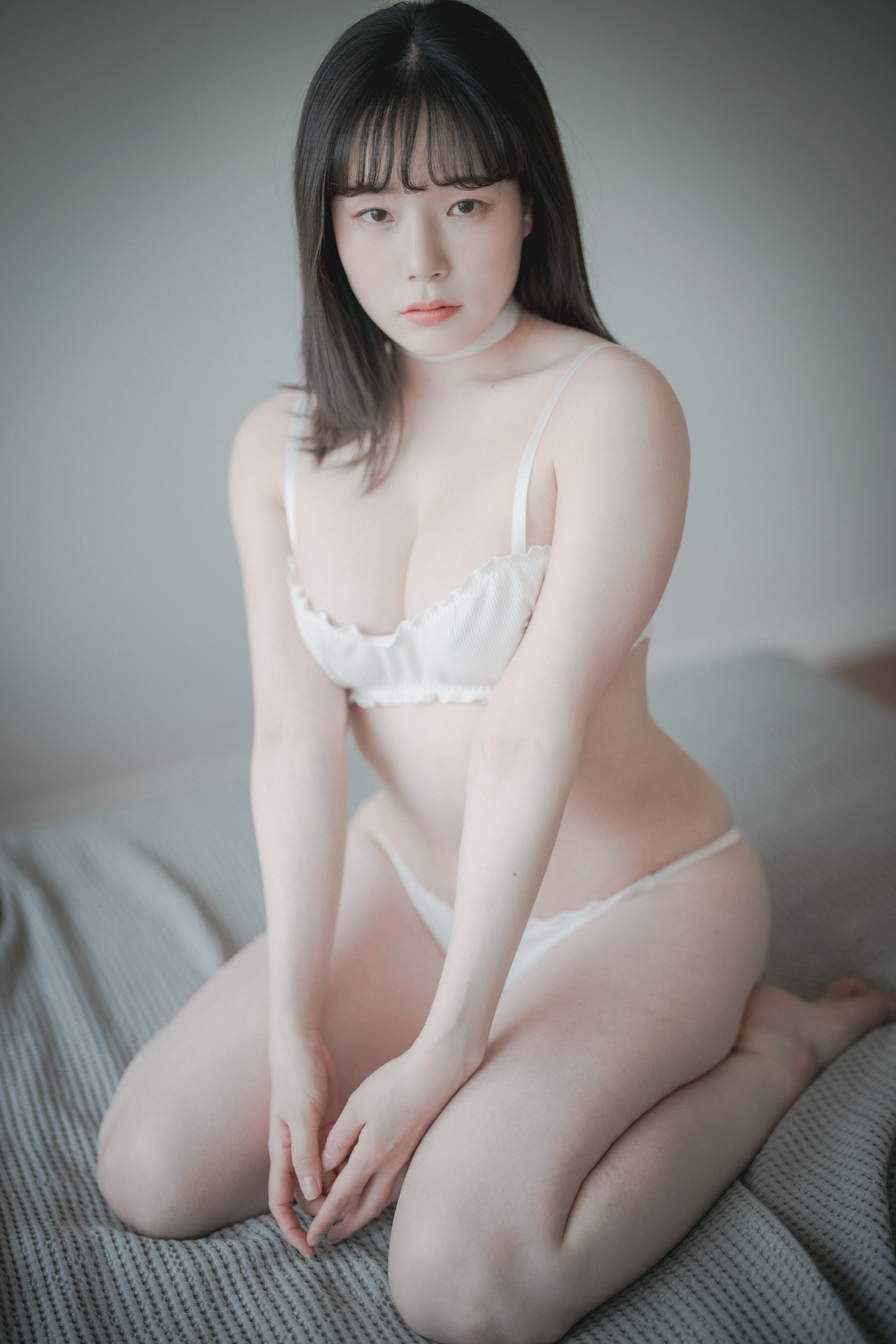 PIA 피아 (박서빈), [DJAWA] Cozy White Set.02