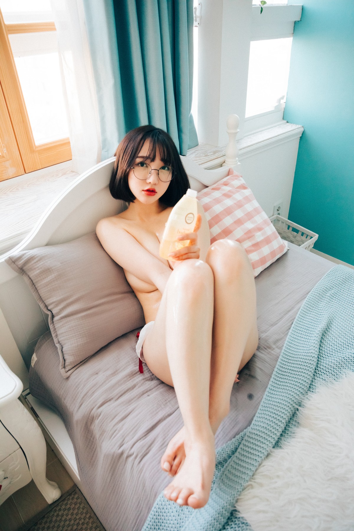 Son Yeeun 손예은, [LOOZY] The Queen is Back Set.02