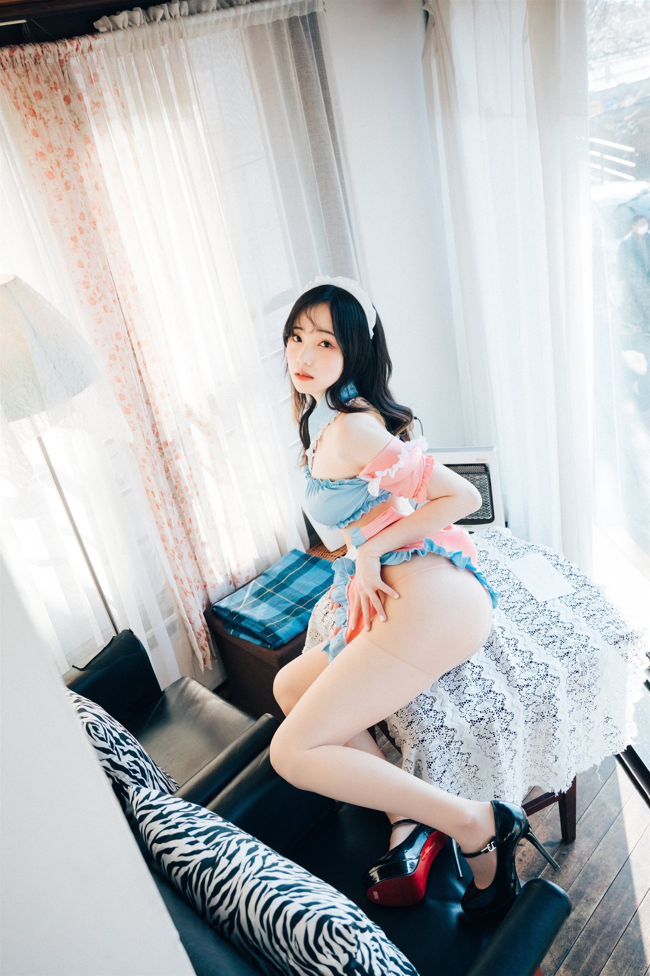 Bambi 밤비, [Loozy] Cafe Alba Set.01