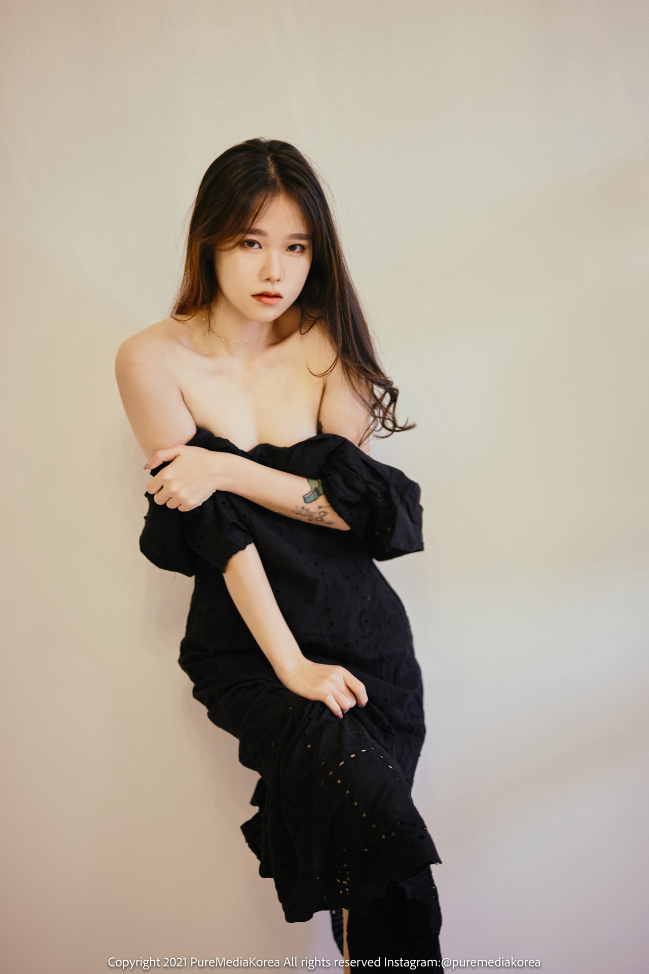 Sira 시라, [PURE MEDIA] Vol.140 누드 디지털화보 Set.01