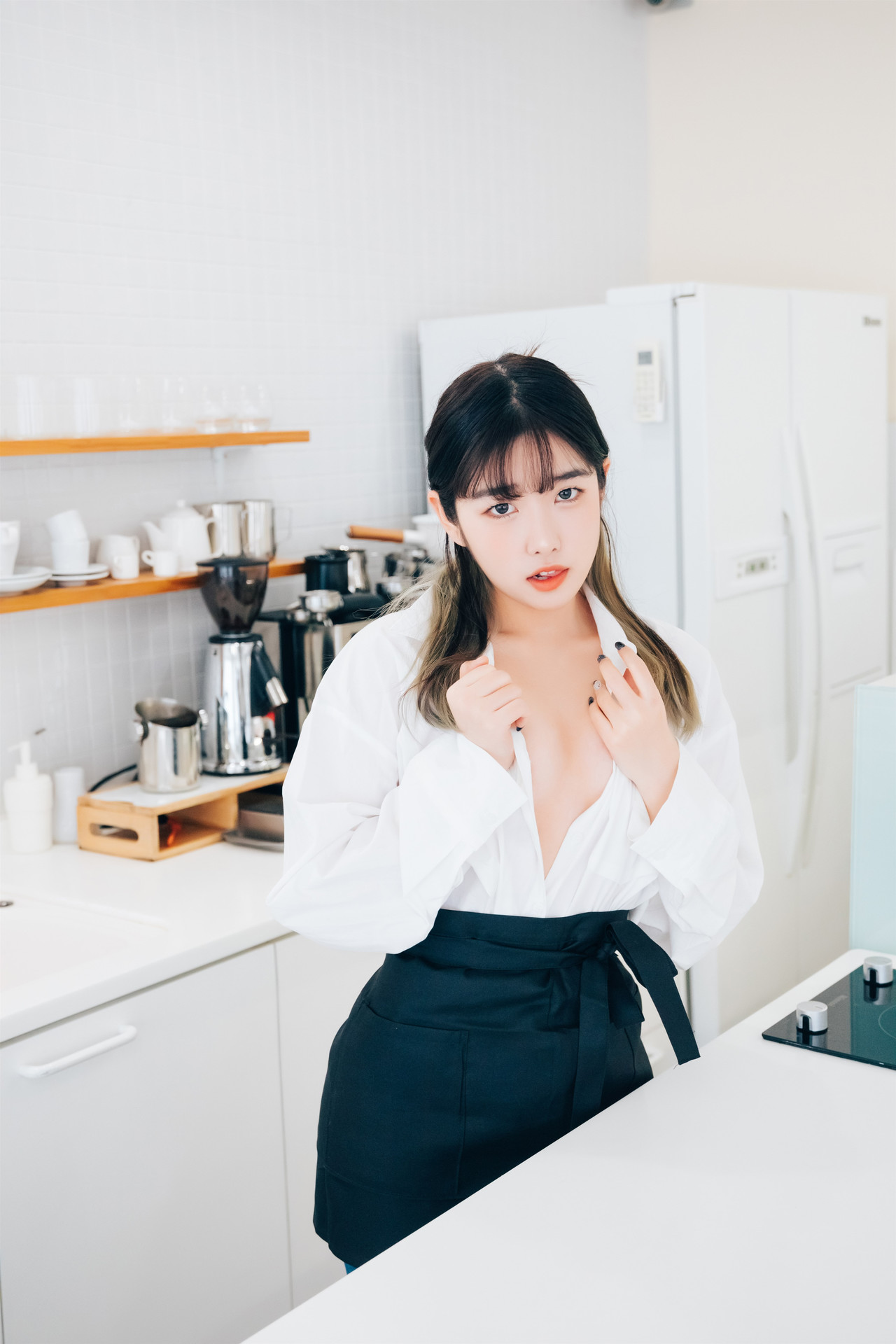 Sonson 손손, [Loozy] Nude Apron Set.01