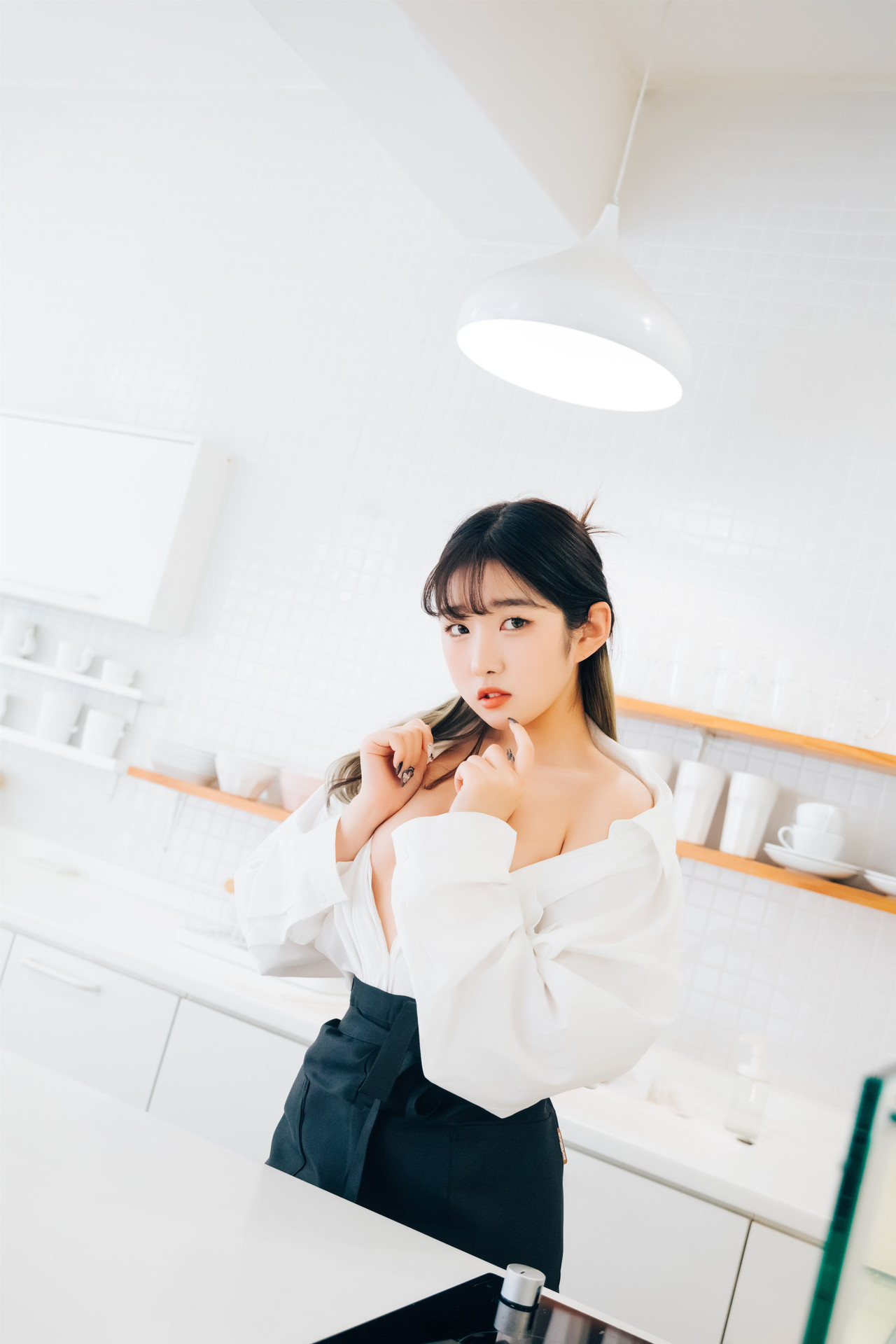 Sonson 손손, [Loozy] Nude Apron Set.01