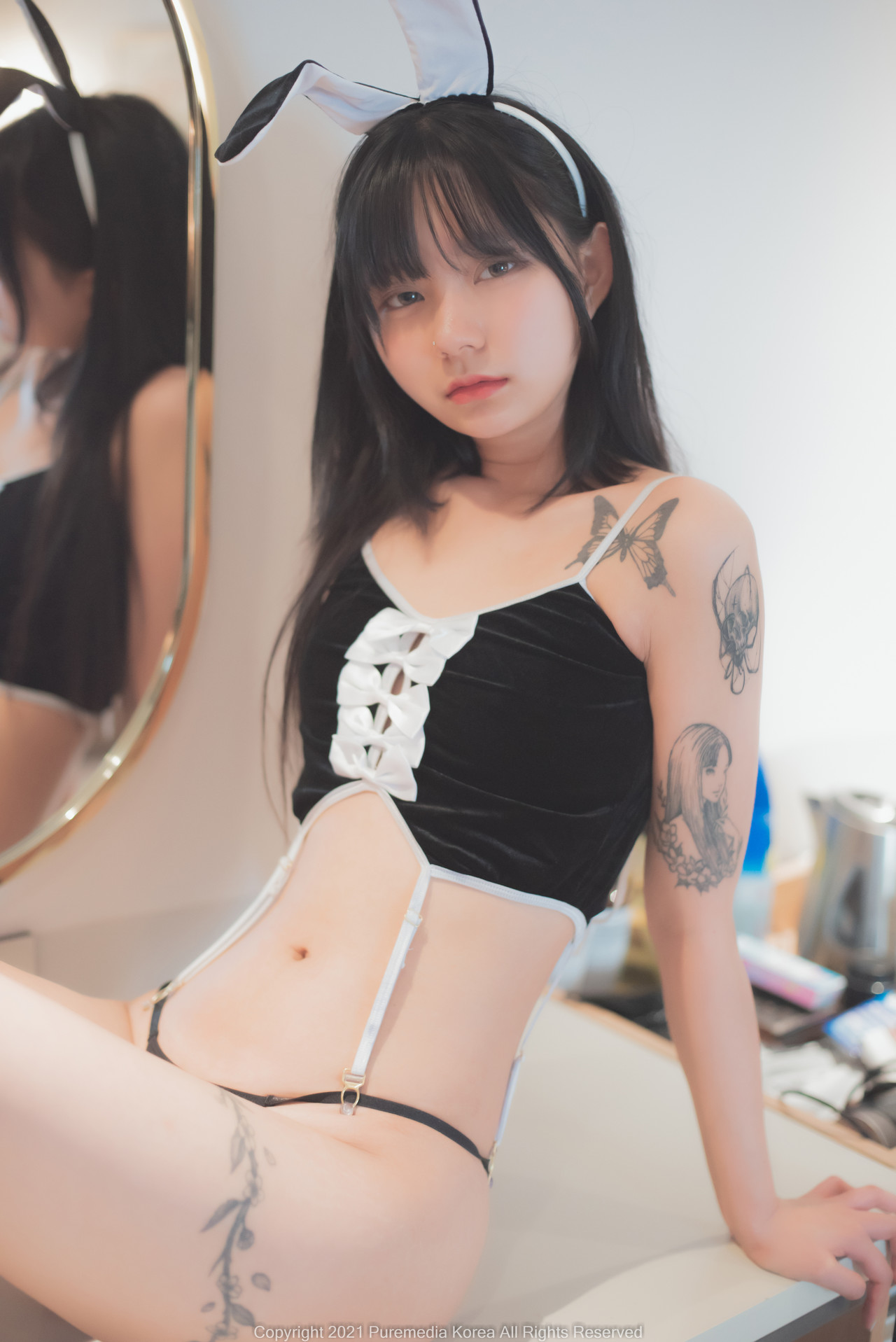 Hizzy 히지, [PURE MEDIA] Vol.117 누드 디지털화보 Set.02