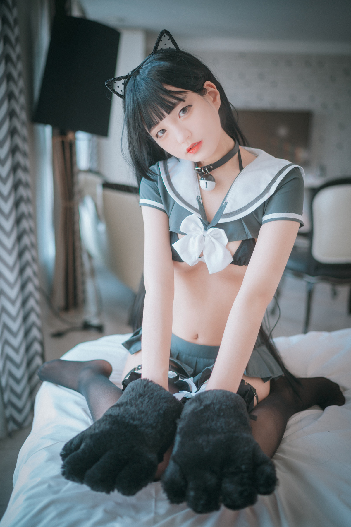 Jeong Jenny 정제니, [DJAWA] Katzenmädchen in Schuluniform