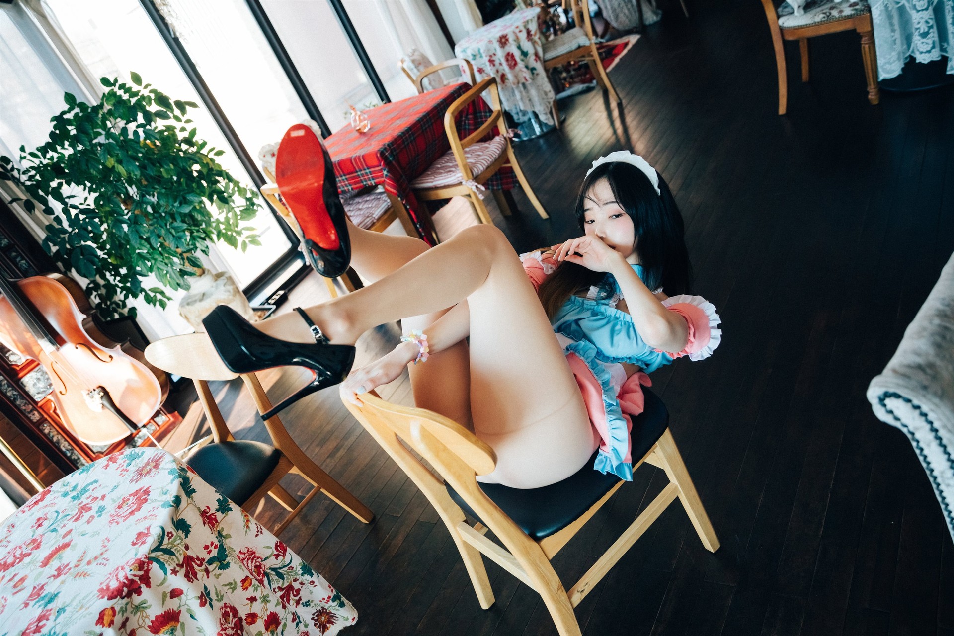 Bambi 밤비, [Loozy] Cafe Alba Set.01