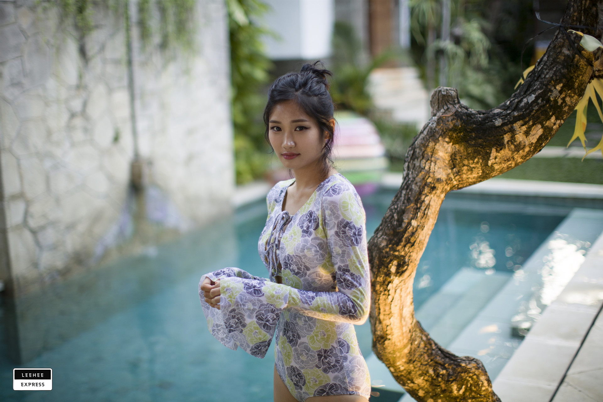 Lee Heeeun 이희은, [LEEHEE EXPRESS] LESV-004A Set.01