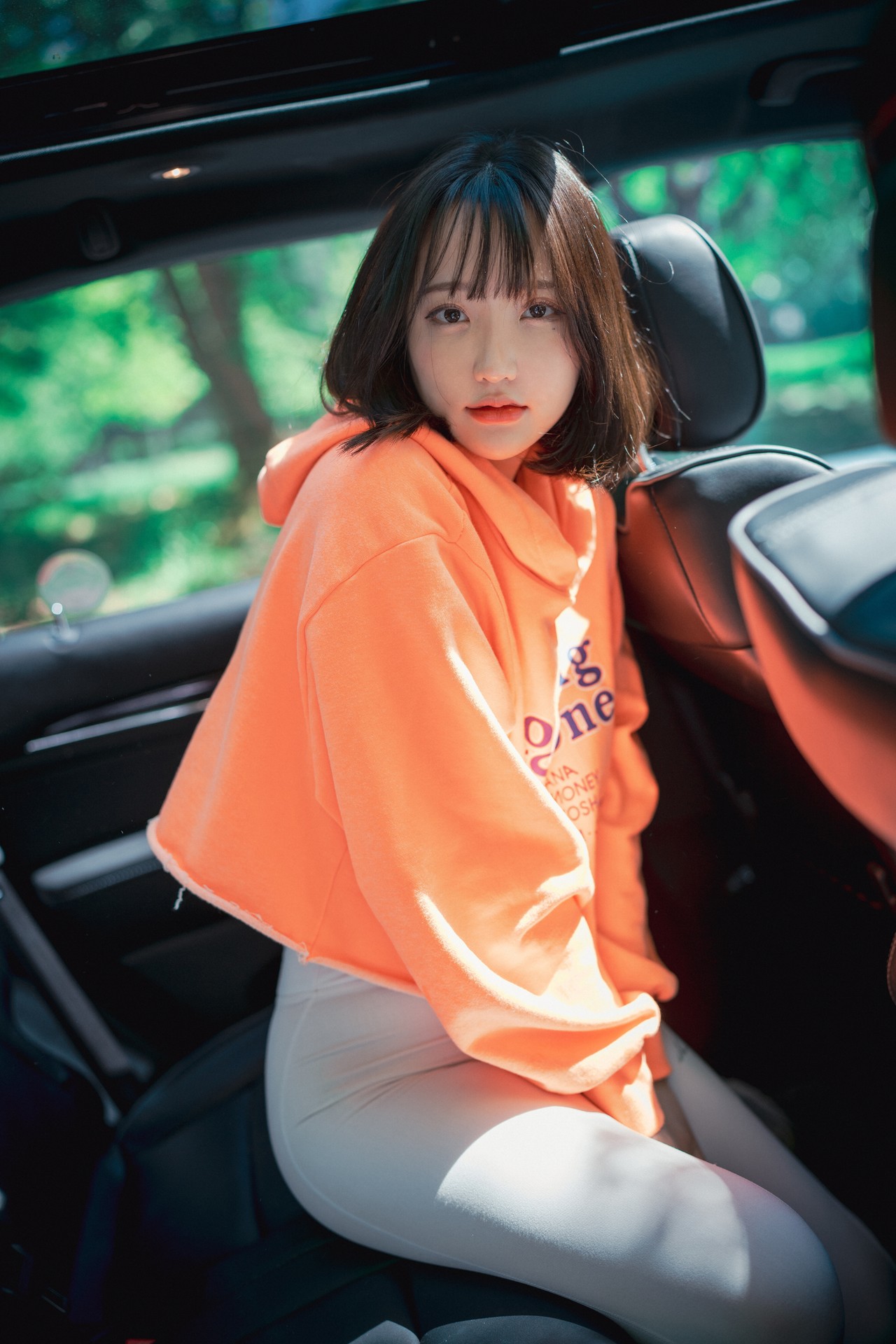Son Yeeun 손예은, [DJAWA] Naughty Trekking Set.03