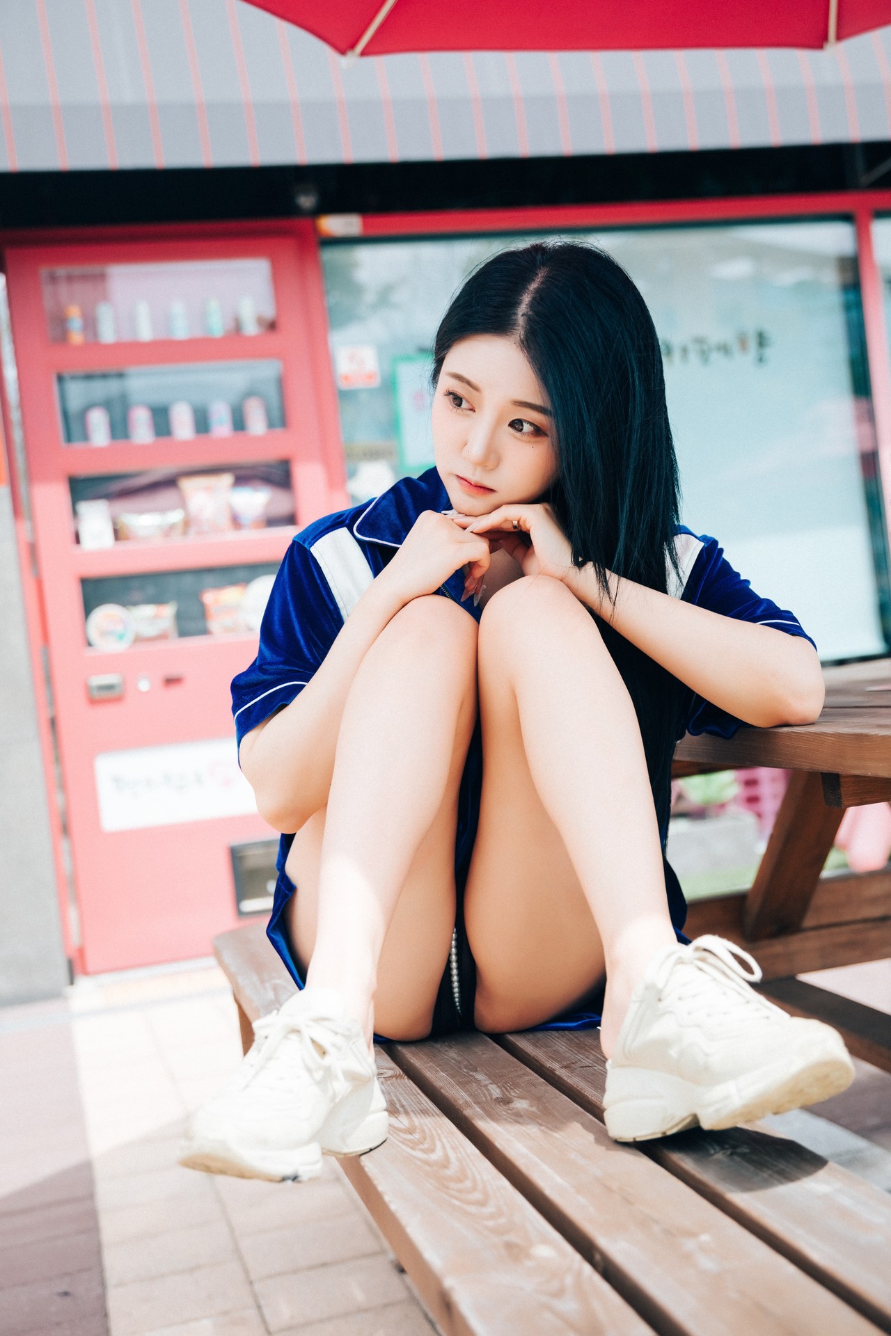 Jeong Bomi 정보미, [Loozy] Part Timer Set.02