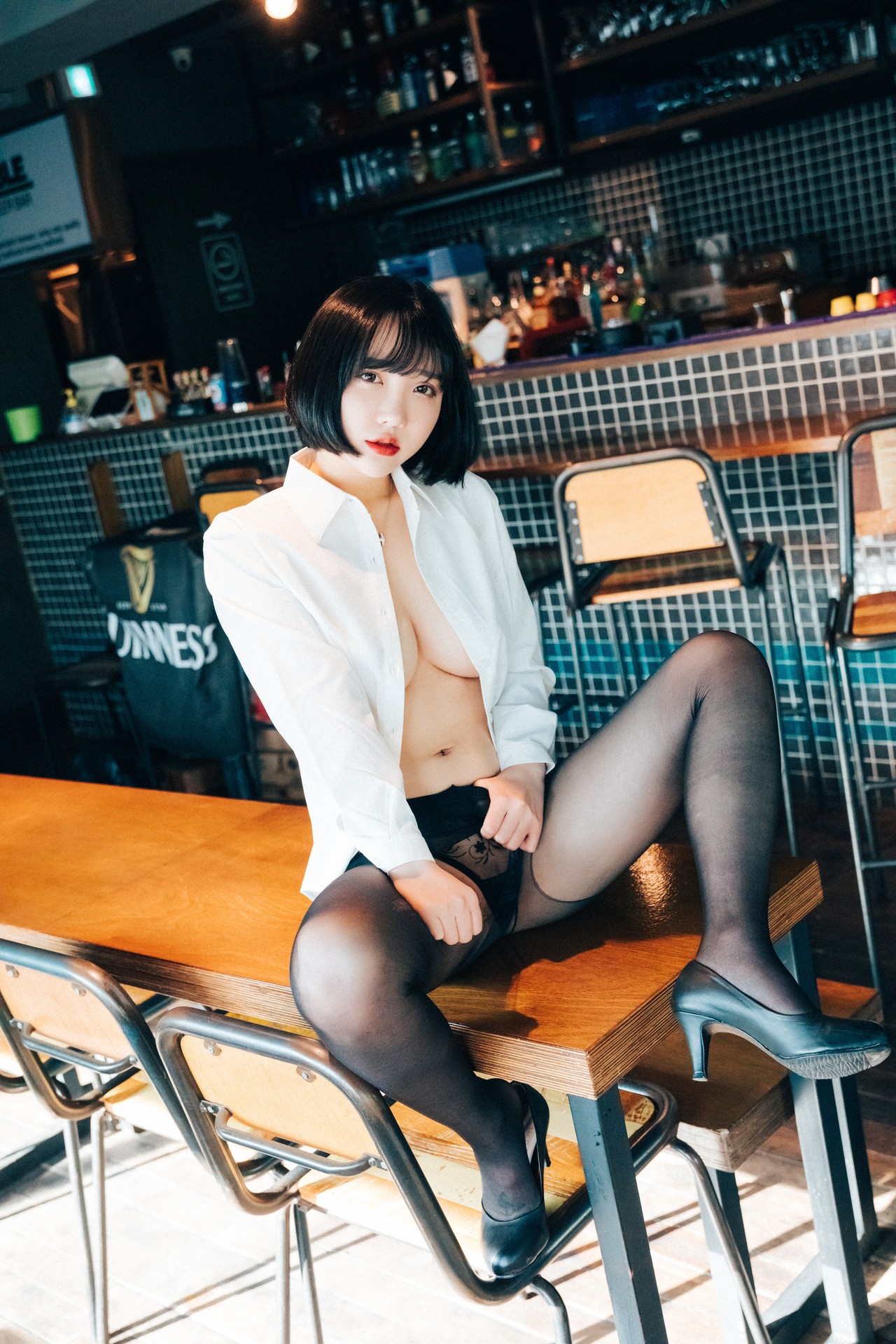 Son Yeeun 손예은, [Loozy] Tainted Love Bar Set.01