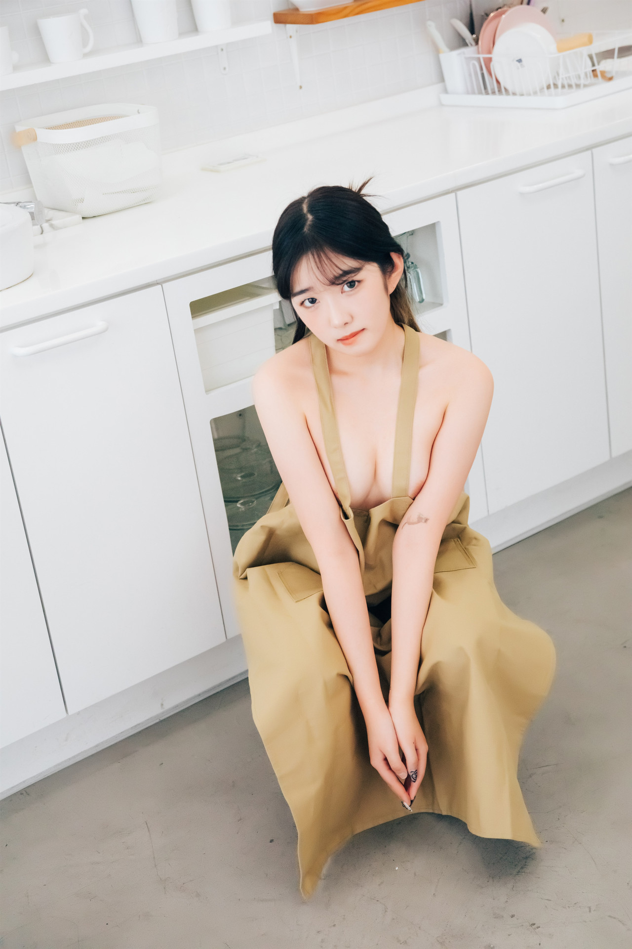 Sonson 손손, [Loozy] Nude Apron Set.02
