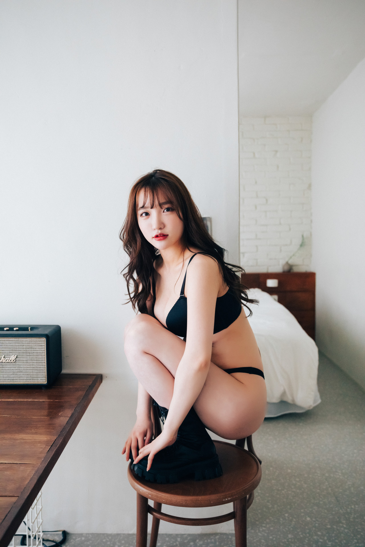 Son Yeeun 손예은, [Loozy] Maximum Vol.02