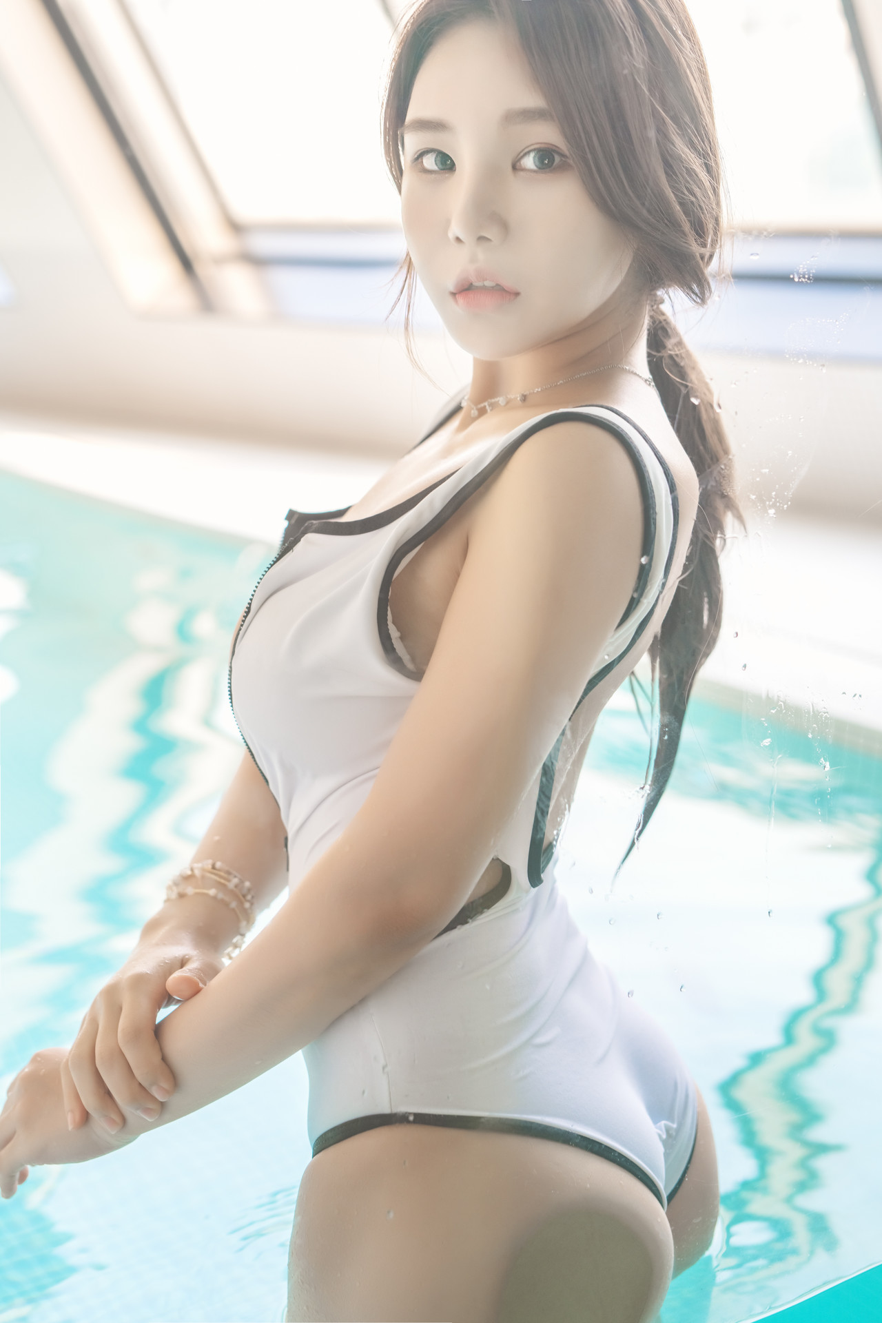 Zzyuri 쮸리, [SAINT Photolife] Blueming Part 2