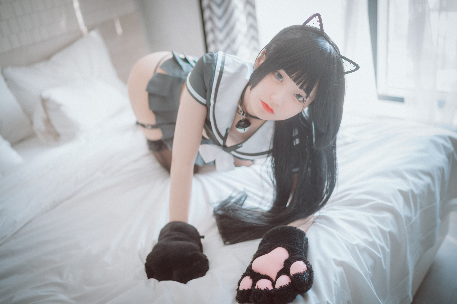 Jeong Jenny 정제니, [DJAWA] Katzenmädchen in Schuluniform