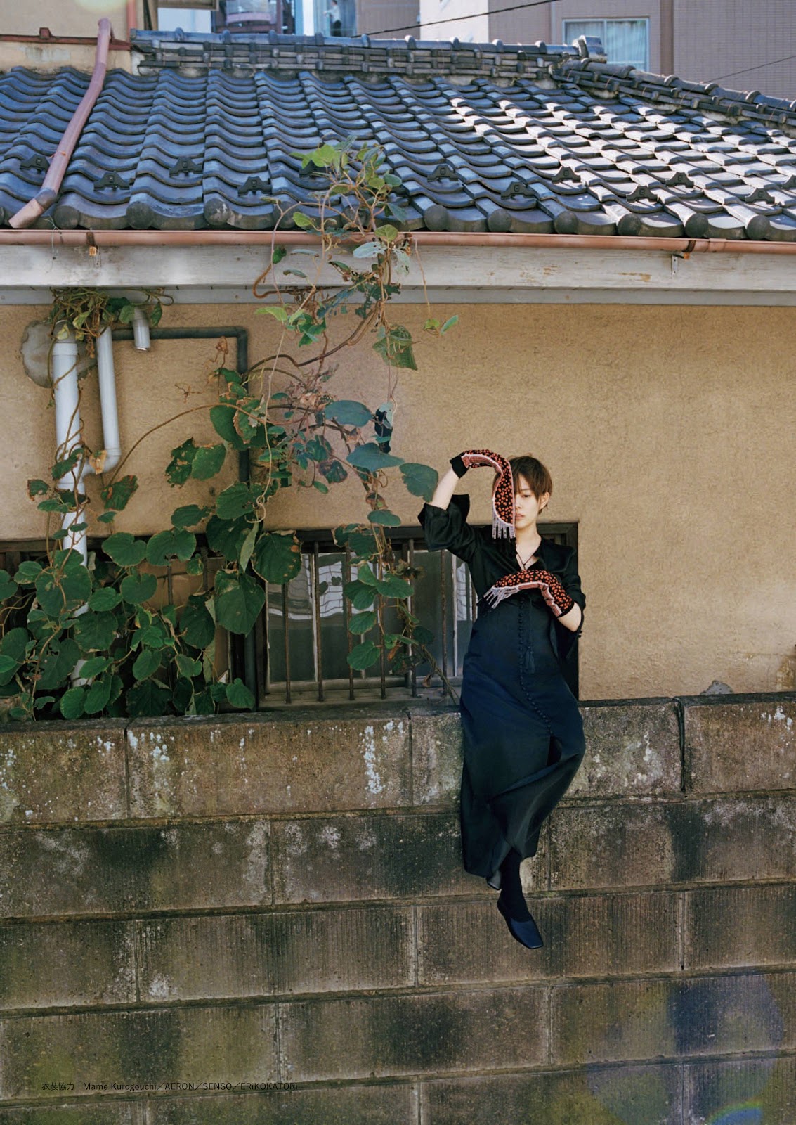 Mitsuki Takahata 高畑充希, Shukan Bunshun 2021.02.03 (週刊文春 2021年2月3日号)