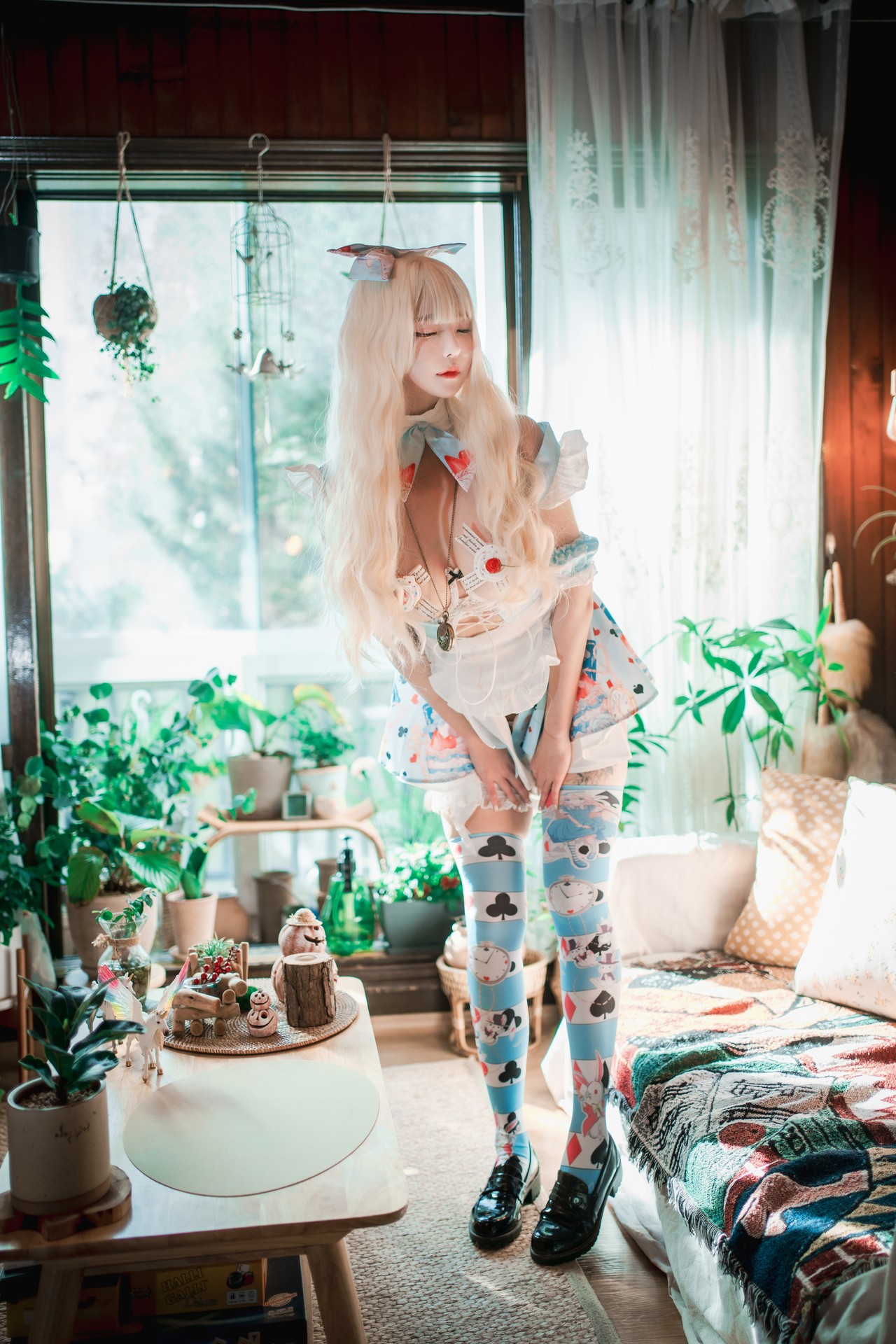 Aram 아람, [DJAWA] Creamy Alice Set.01