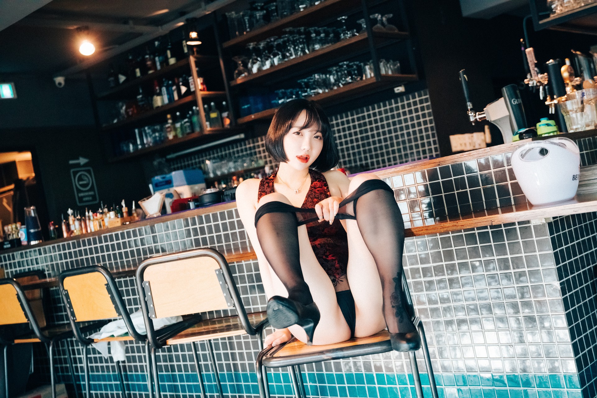 Son Yeeun 손예은, [Loozy] Tainted Love Bar Set.02