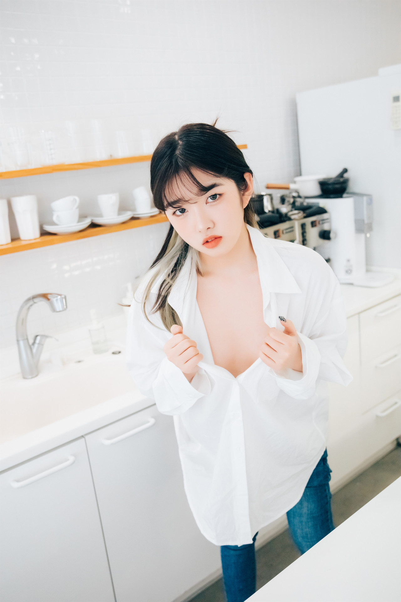Sonson 손손, [Loozy] Nude Apron Set.01