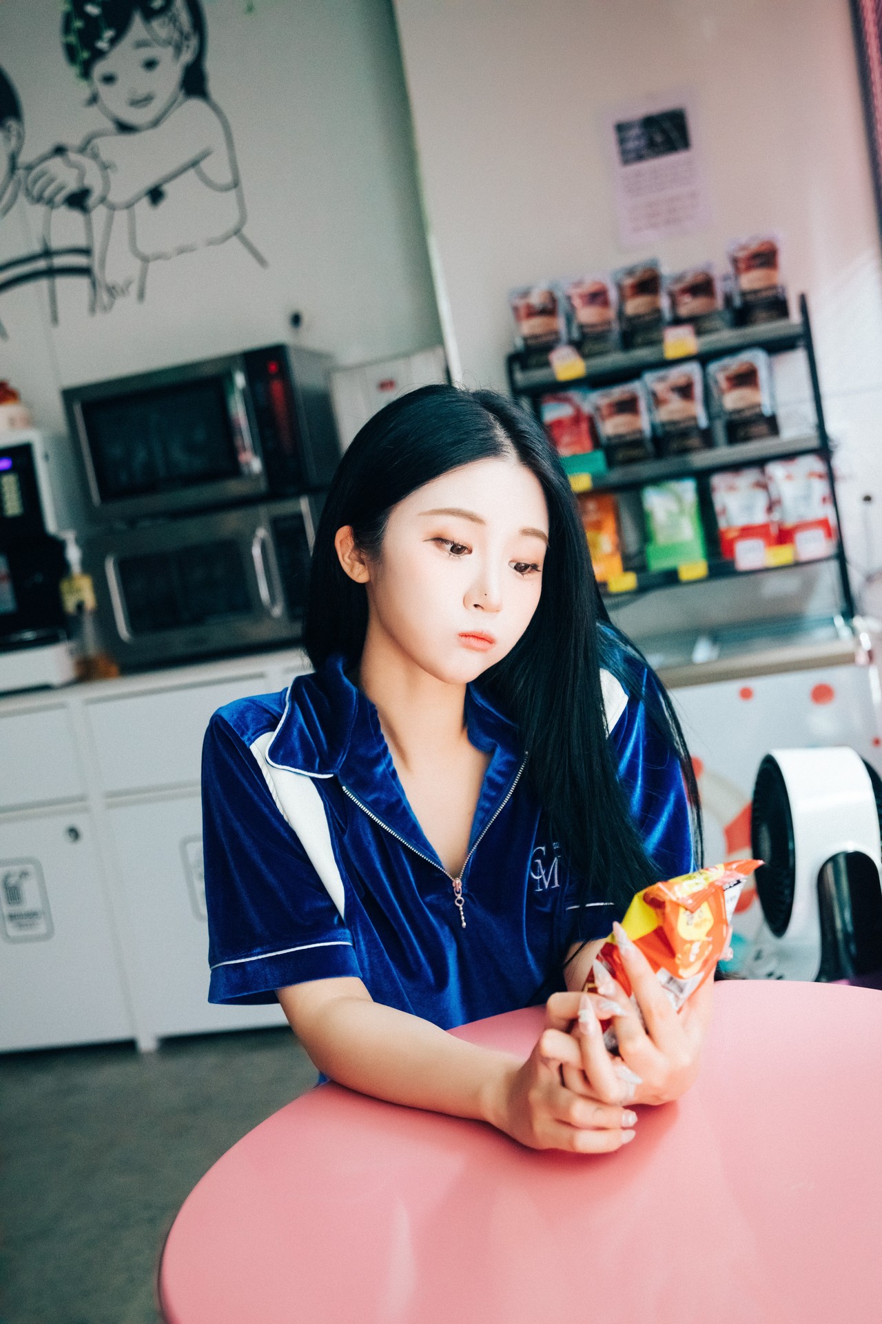 Jeong Bomi 정보미, [Loozy] Part Timer Set.02