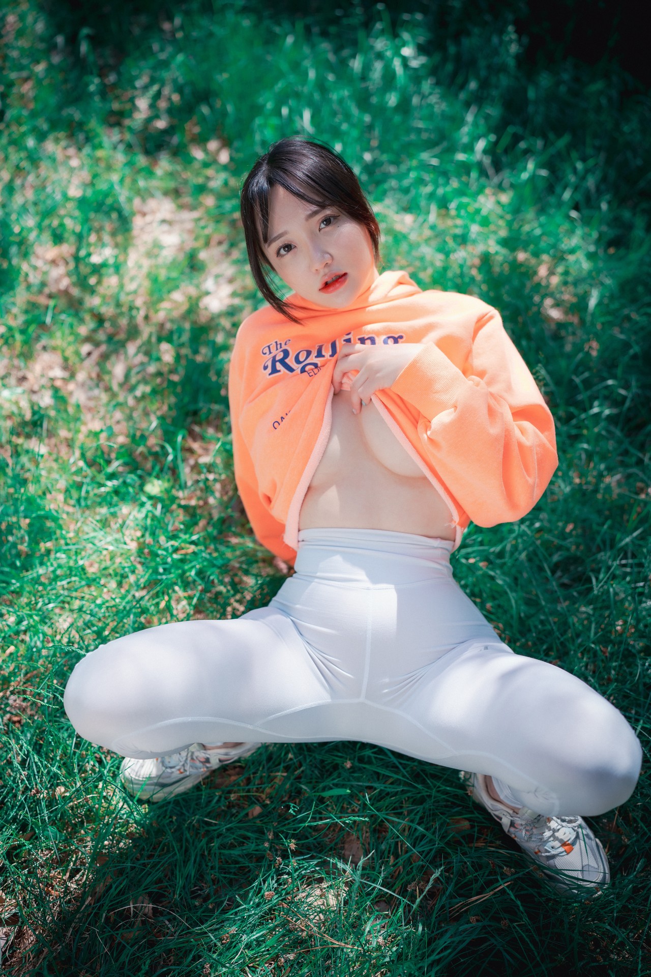 Son Yeeun 손예은, [DJAWA] Naughty Trekking Set.03
