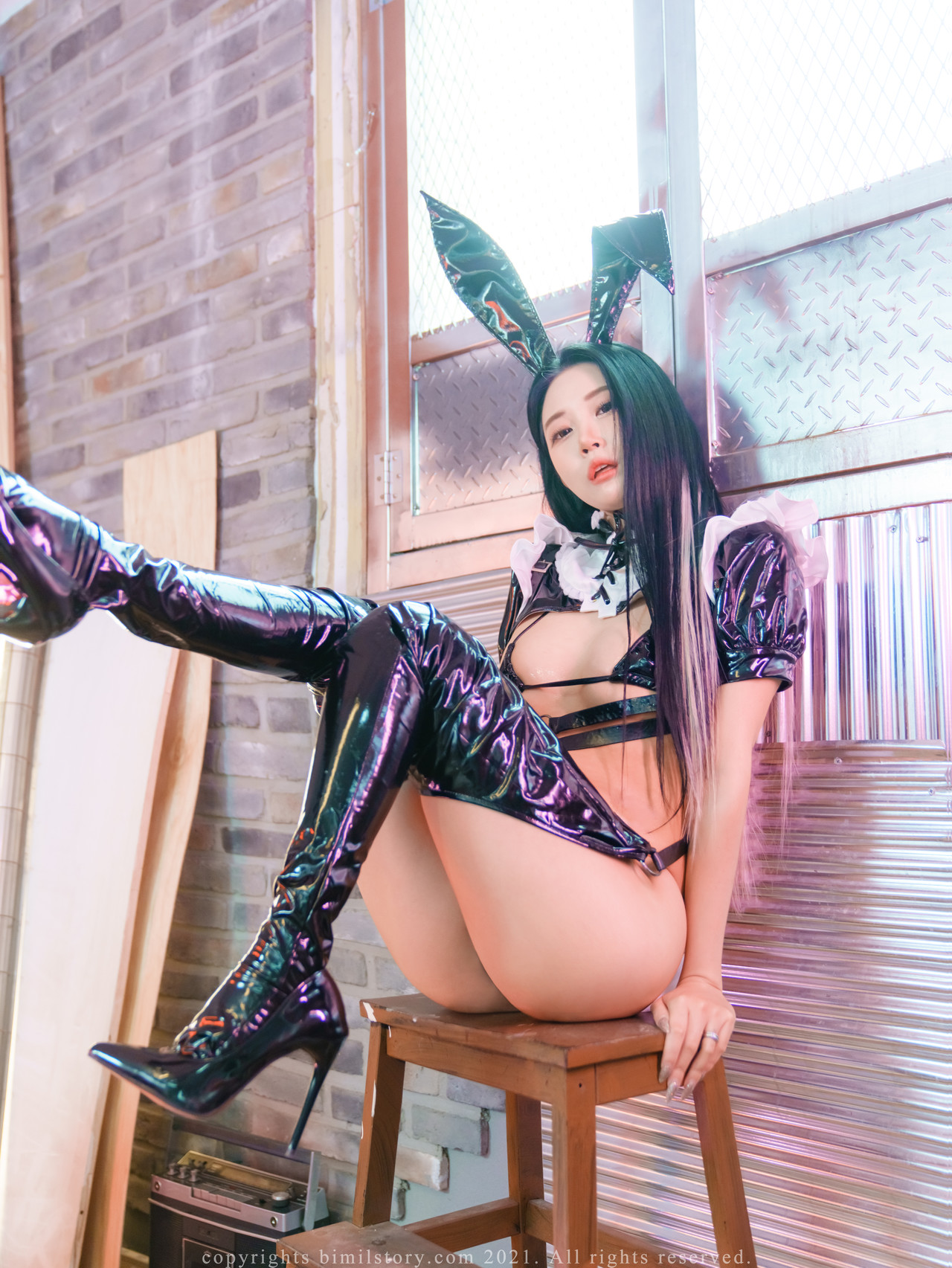 Jeong Bomi 정보미, [Bimilstory] Bomi Vol.03 Sexy Bunny Girl Maid Set.01