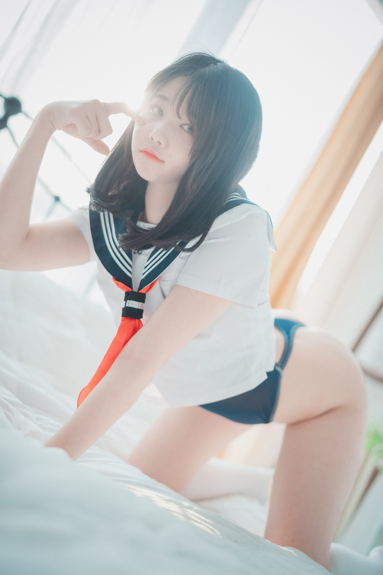 ZIA.Kwon 권지아, [DJAWA] Swimming Lessons