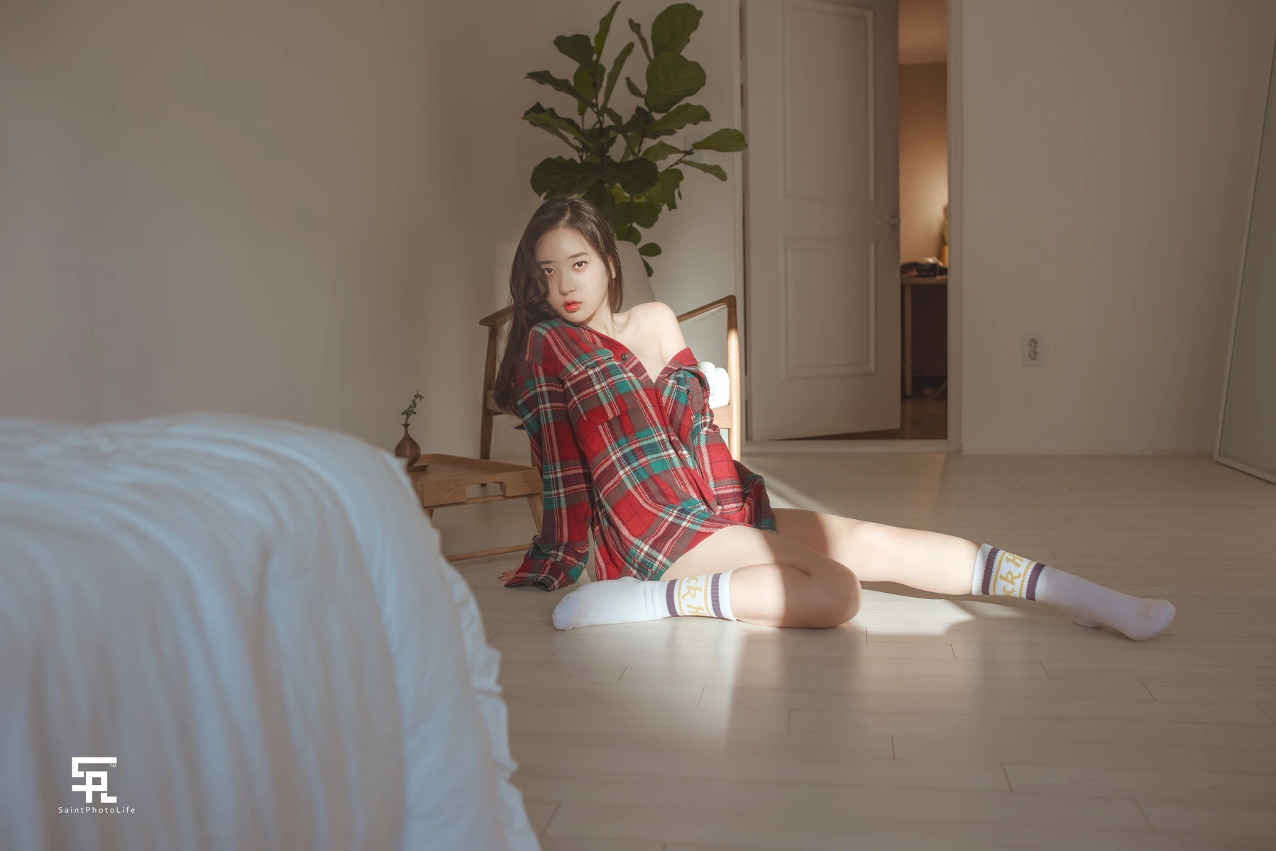 Zenny 신재은, [SAINT Photolife] “Romance 2” Set.01