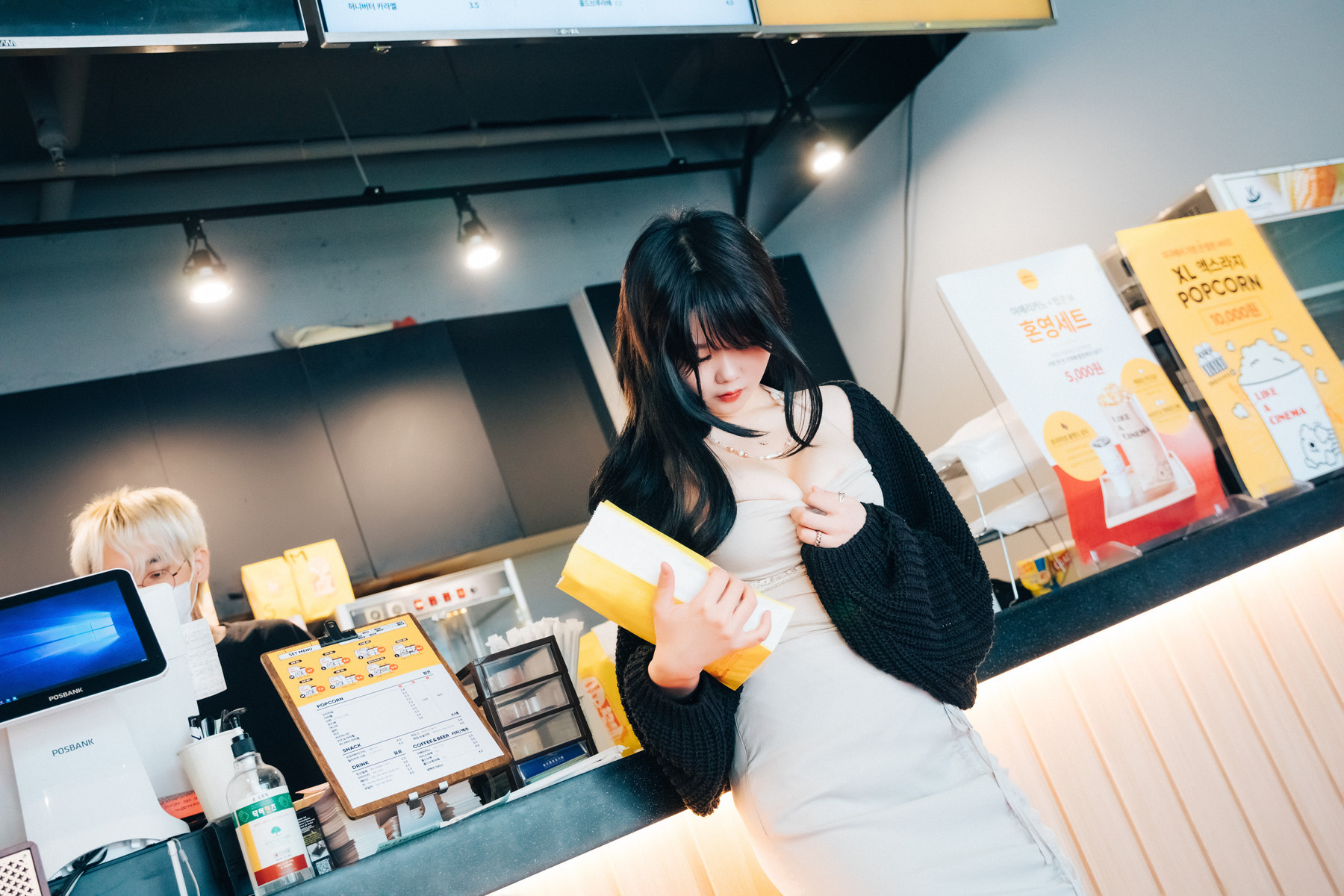 ZIA.Kwon 권지아, [LOOZY] XXX in The Theater