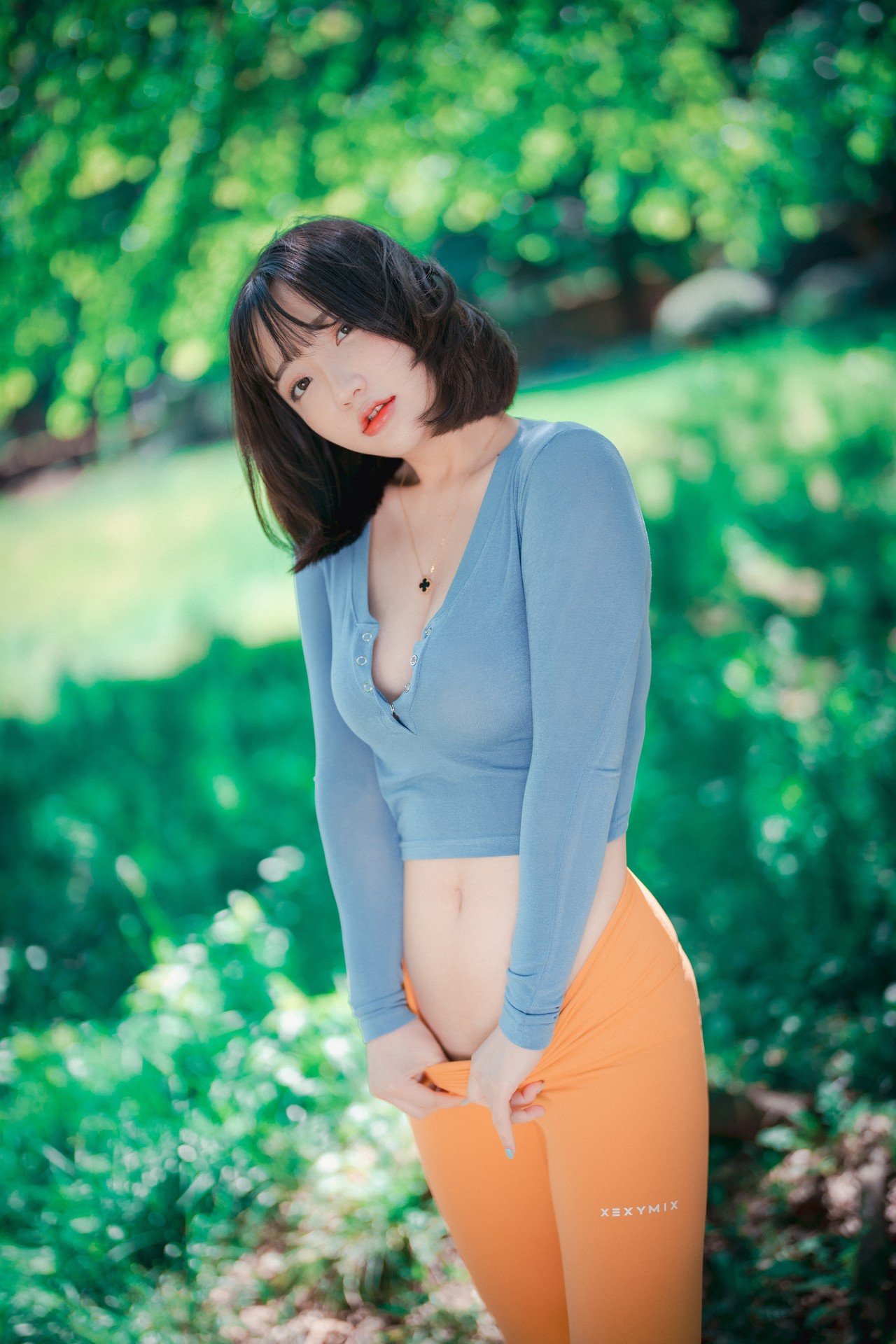 Son Yeeun 손예은, [DJAWA] Naughty Trekking Set.01