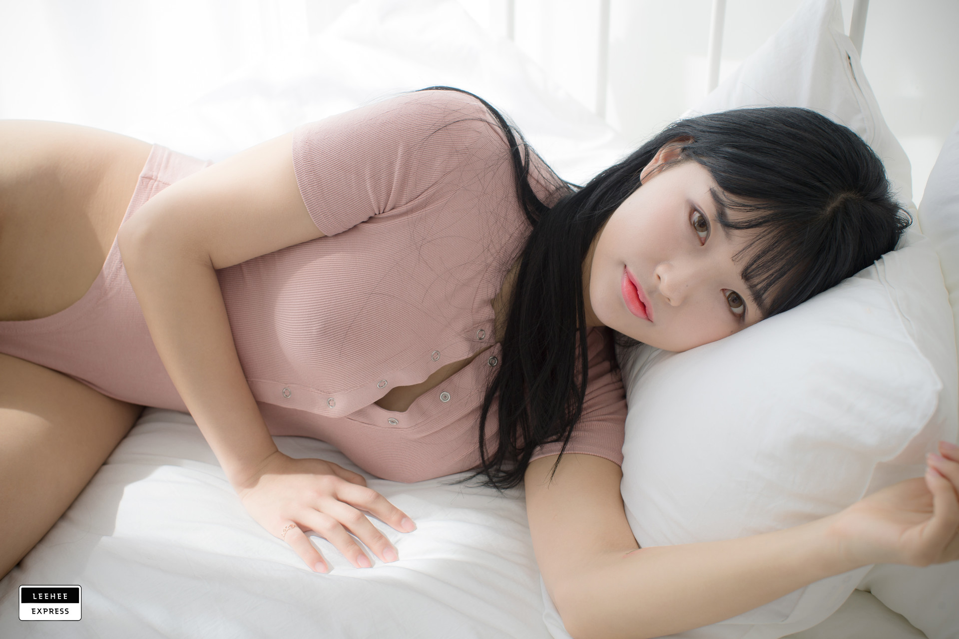 U.Hwa 은유화, [LEEHEE EXPRESS] LEHF-017