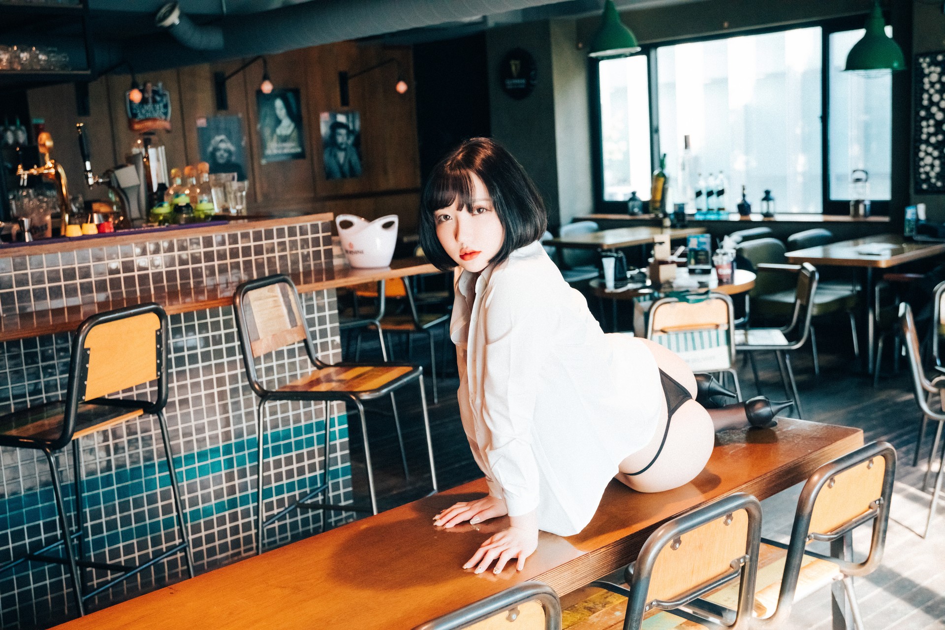 Son Yeeun 손예은, [Loozy] Tainted Love Bar Set.01