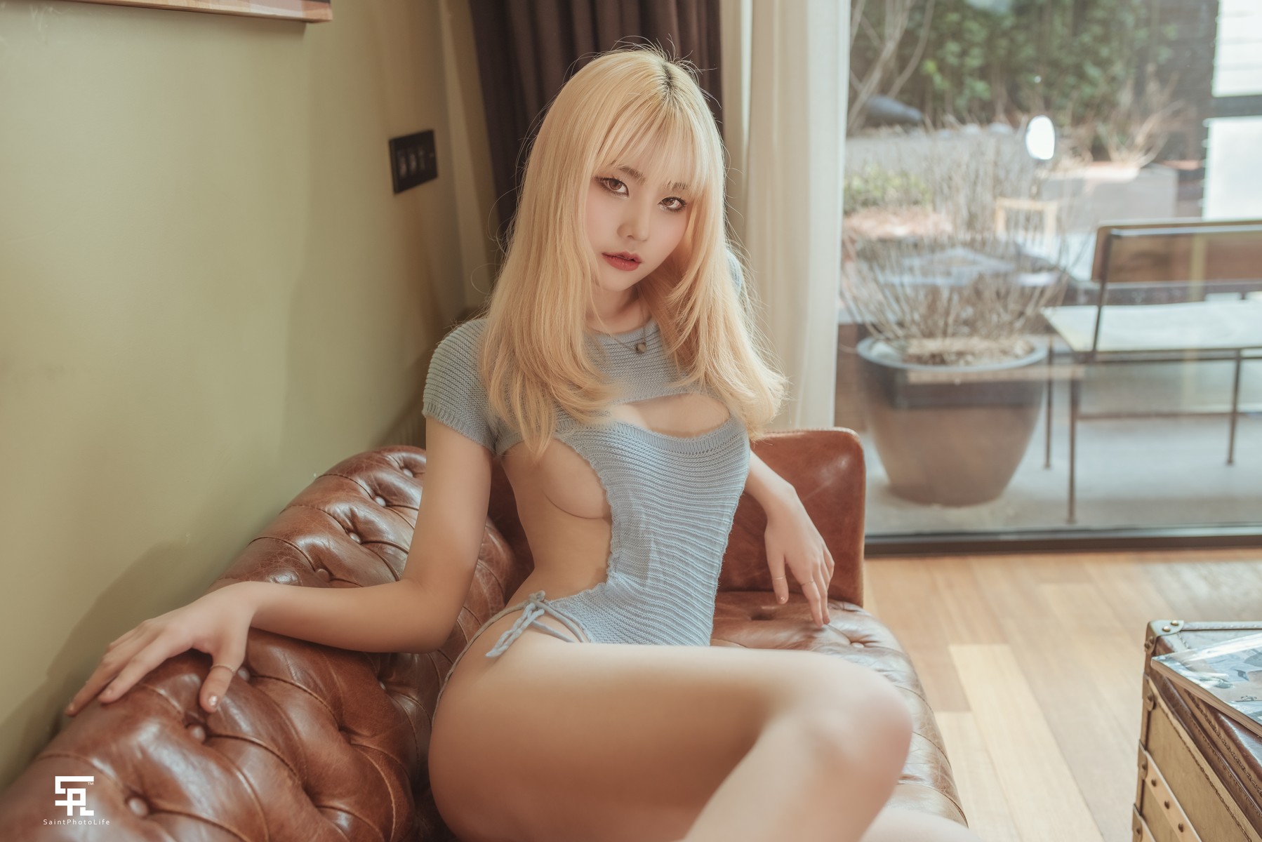 YUNA 윤아, [SAINT Photolife] Gold Set.01