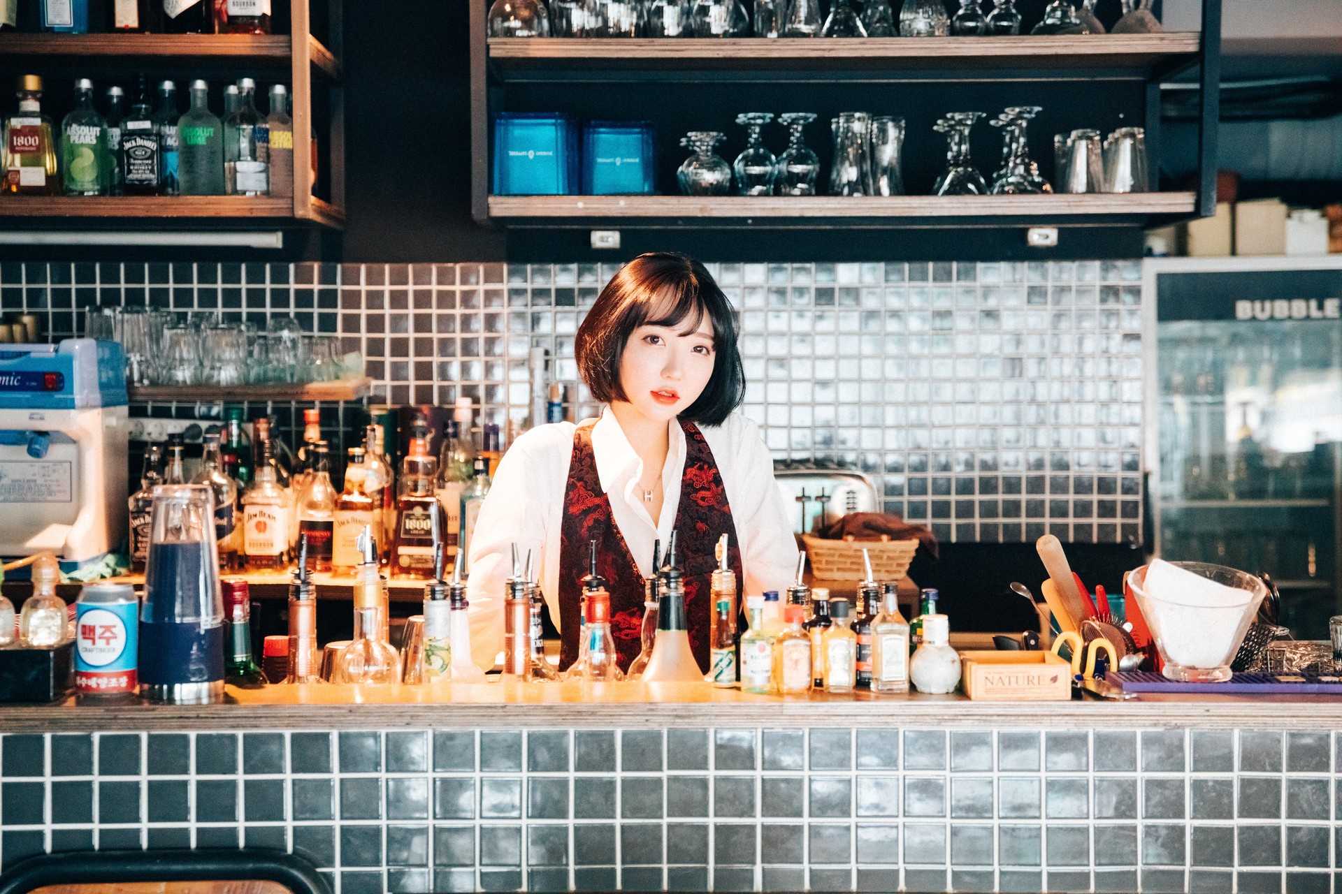 Son Yeeun 손예은, [Loozy] Tainted Love Bar Set.01
