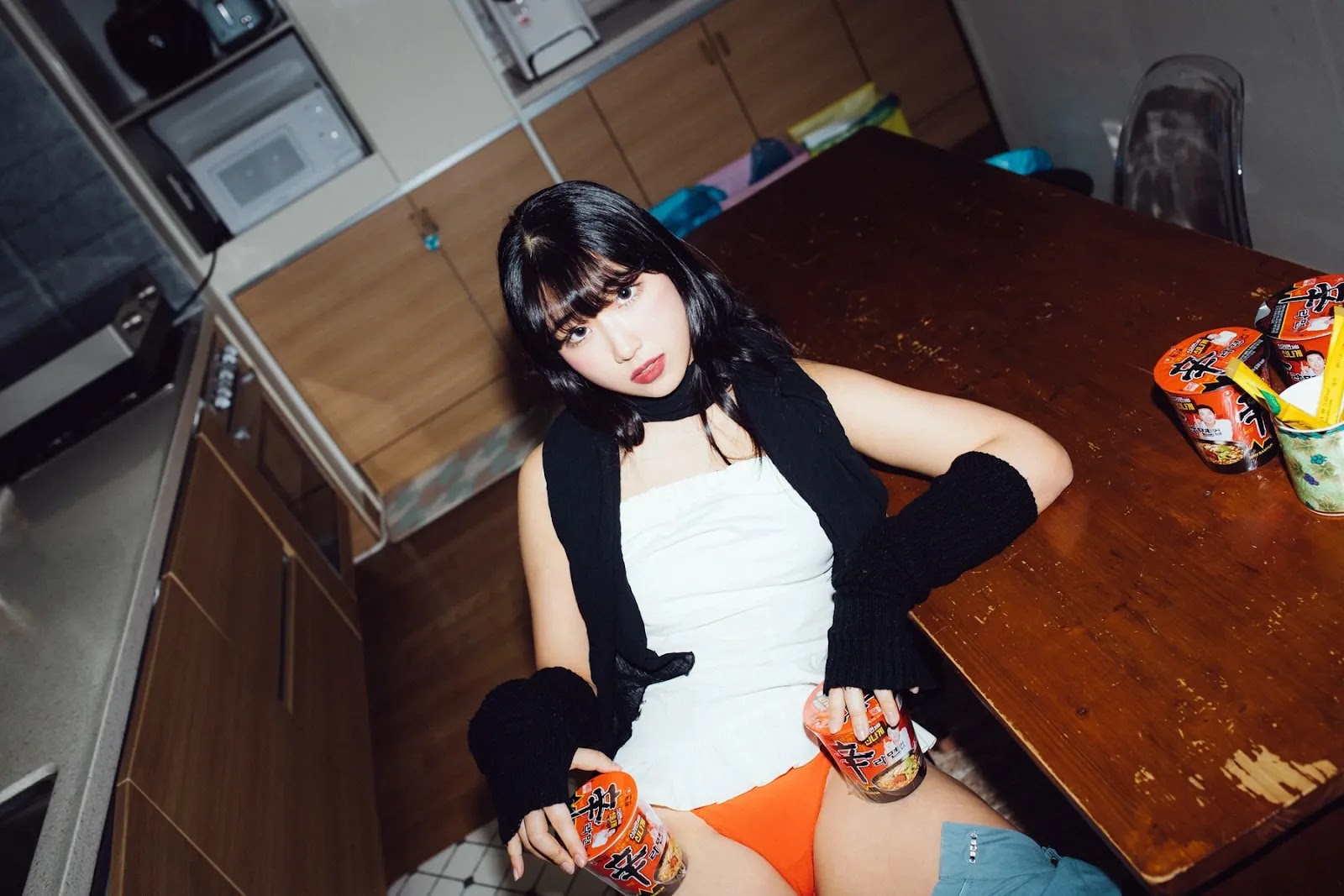 Ji-Eun Lim 임지은, [Moon Night Snap] Weirdness