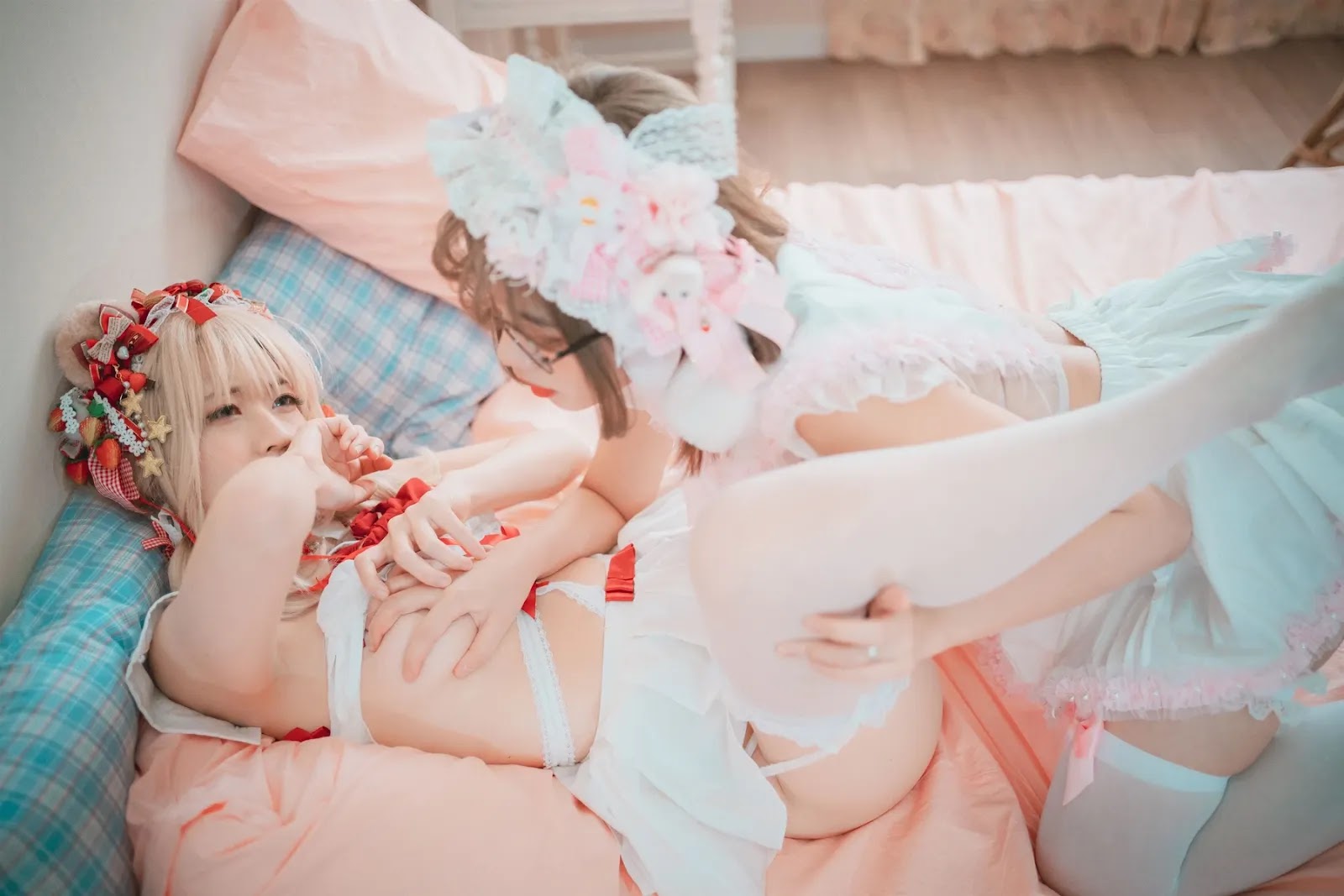 Sonson 손손 & Mozzi 모찌, [DJAWA] Spring Comes Twice Set.02
