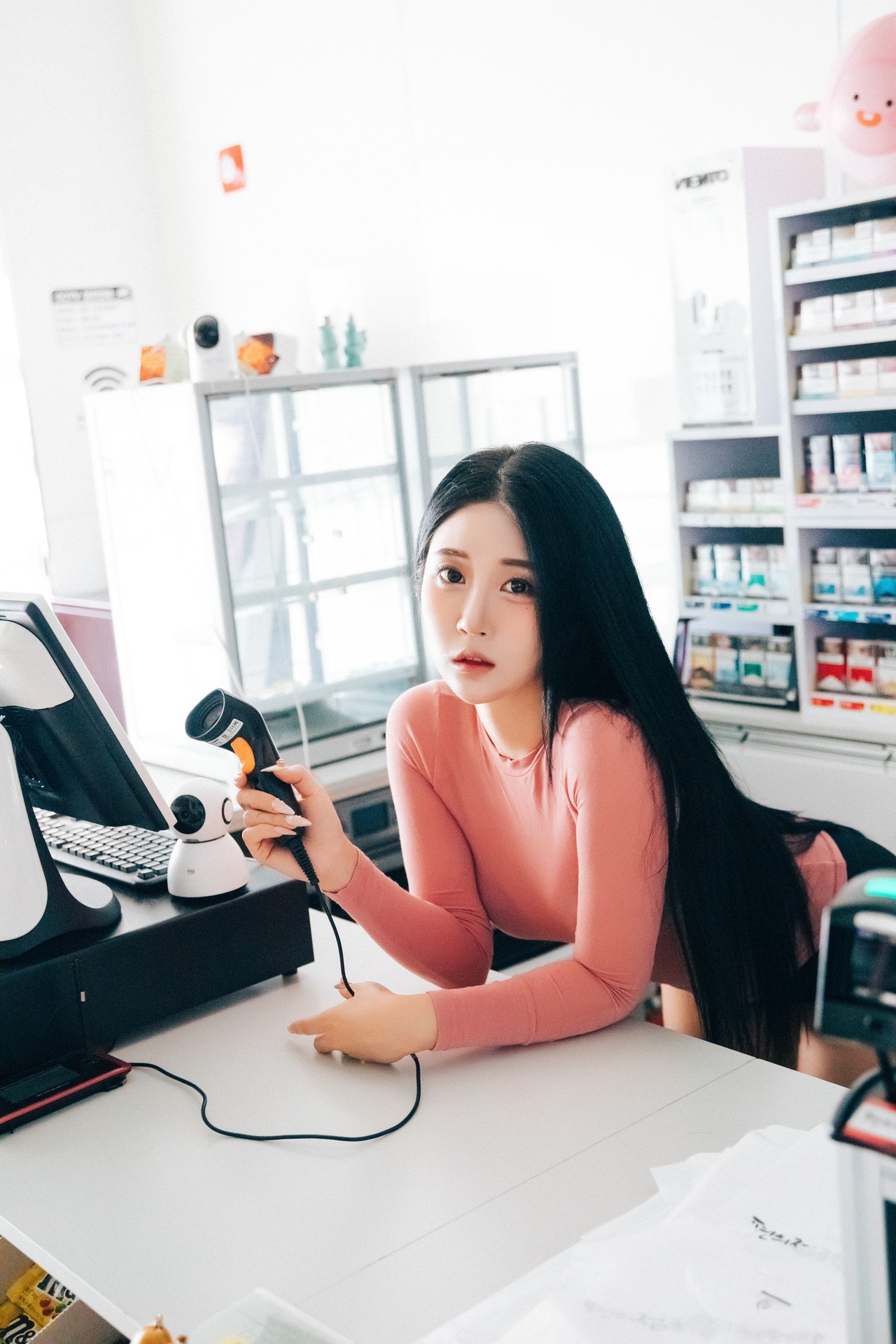 Jeong Bomi 정보미, [Loozy] Part Timer Set.01