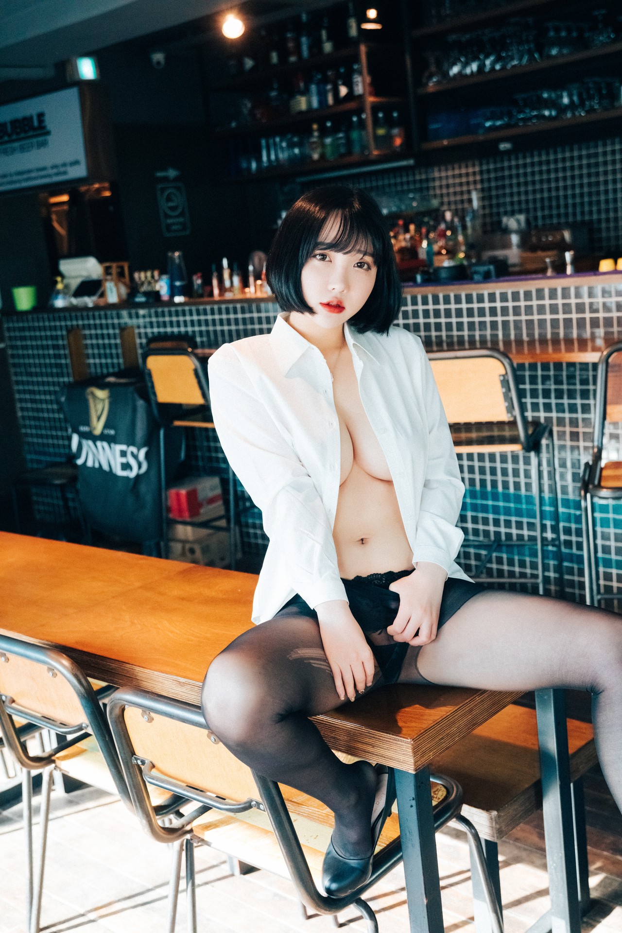 Son Yeeun 손예은, [Loozy] Tainted Love Bar Set.01