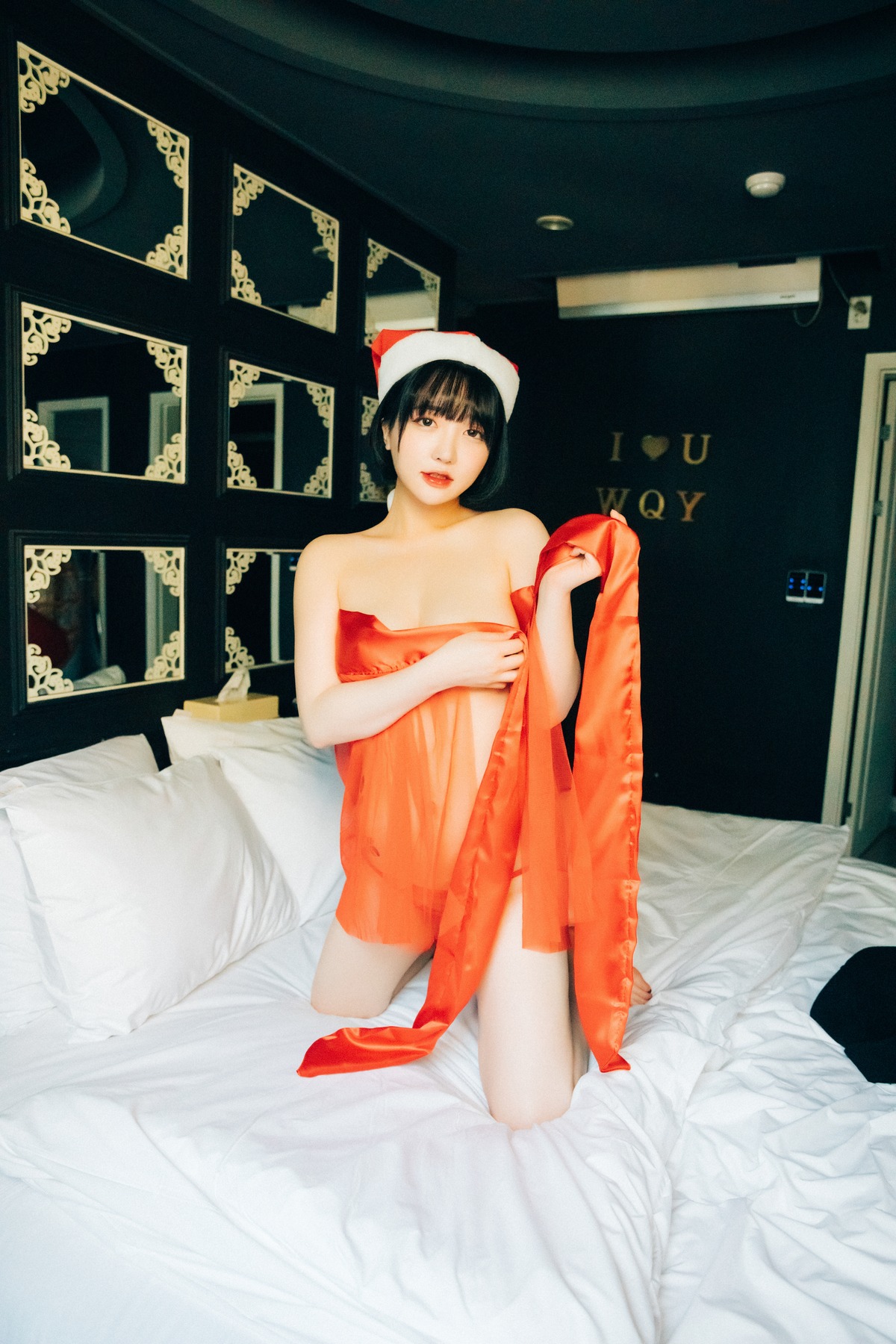 Son Yeeun 손예은, [LOOZY] Doube Date Ye-Eun Set.02
