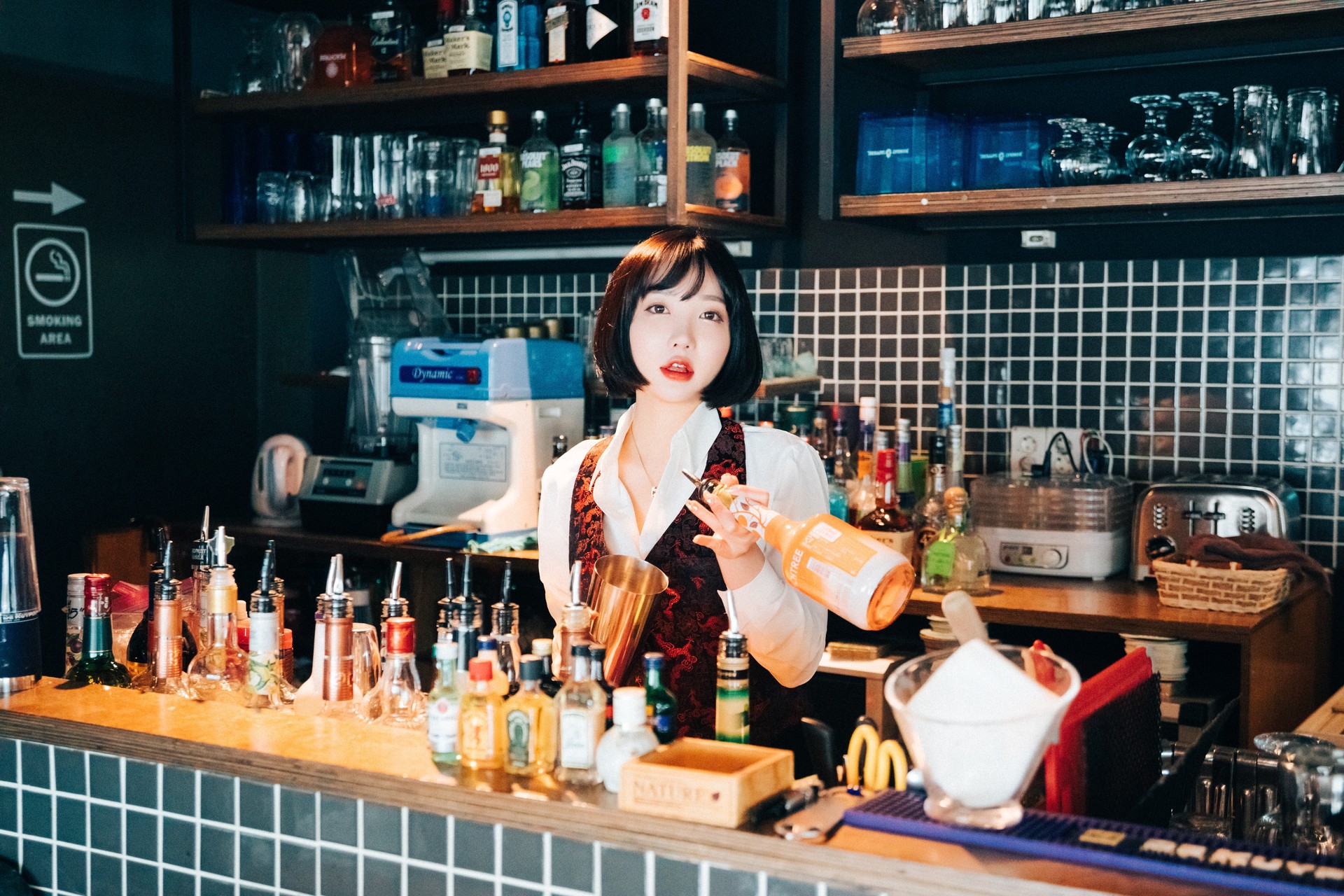 Son Yeeun 손예은, [Loozy] Tainted Love Bar Set.01
