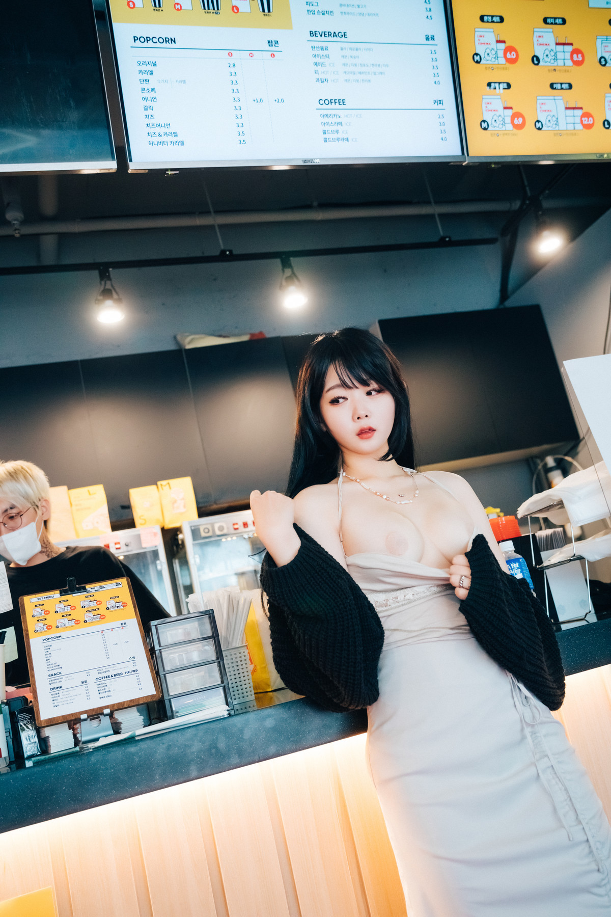 ZIA.Kwon 권지아, [LOOZY] XXX in The Theater