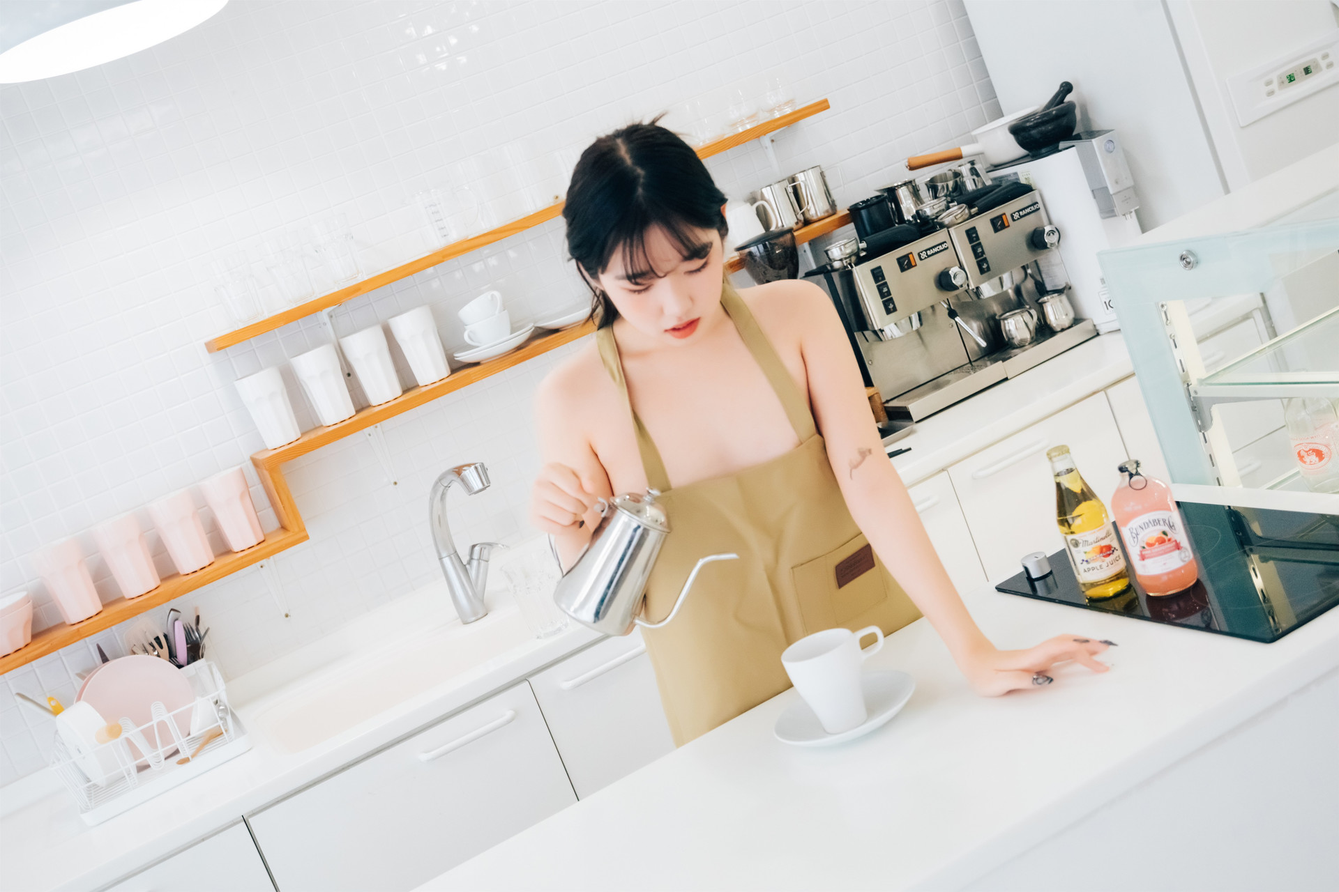 Sonson 손손, [Loozy] Nude Apron Set.02