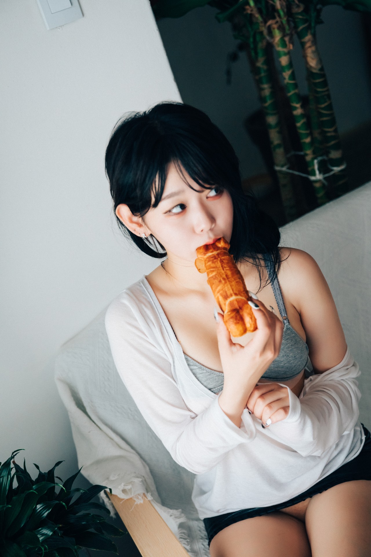 ZIA.Kwon 권지아, [Loozy] XXX Trip Set.02