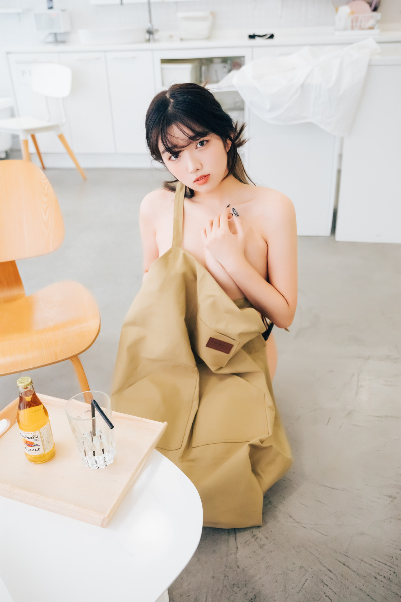 Sonson 손손, [Loozy] Nude Apron Set.02