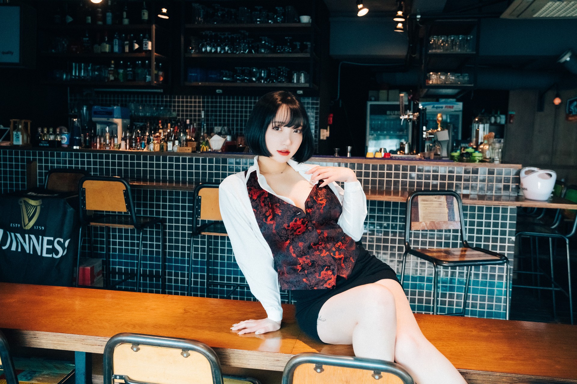 Son Yeeun 손예은, [Loozy] Tainted Love Bar Set.01