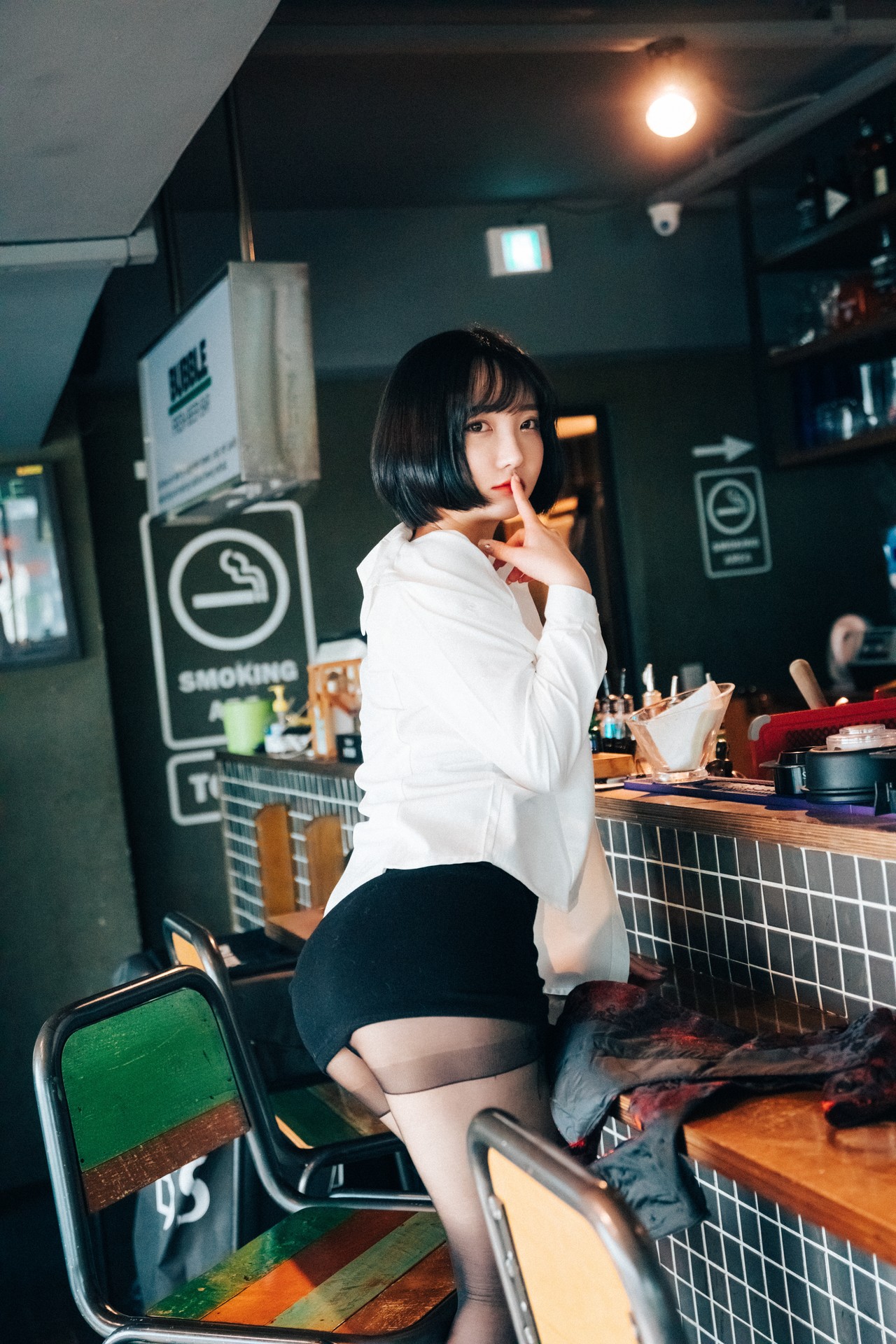 Son Yeeun 손예은, [Loozy] Tainted Love Bar Set.01