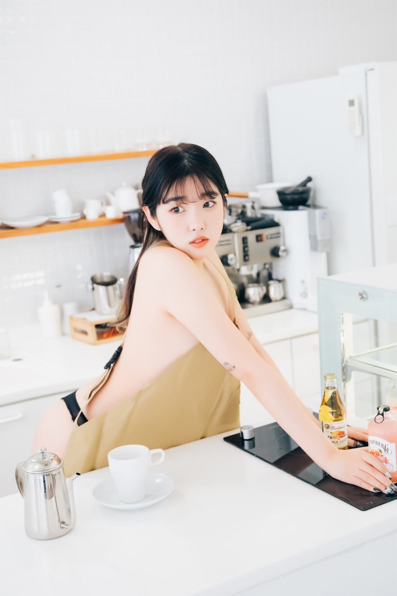 Sonson 손손, [Loozy] Nude Apron Set.02